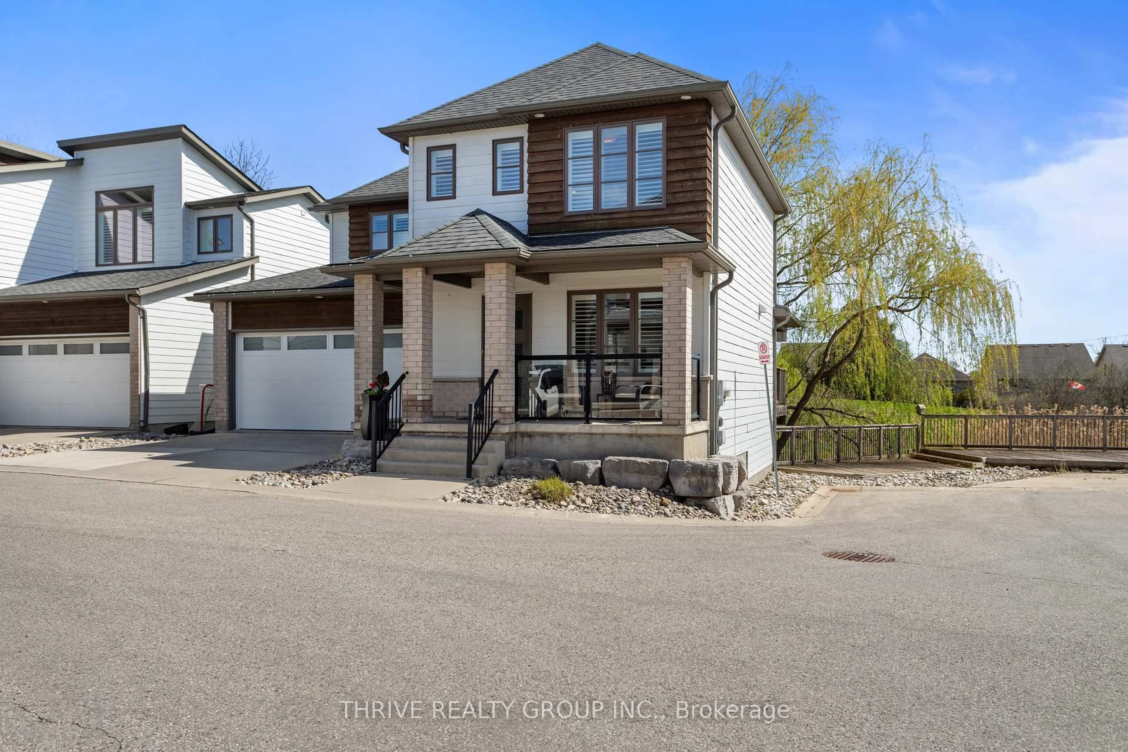 Unknown for 727 Apricot Dr #5, London Ontario N6K 5A7