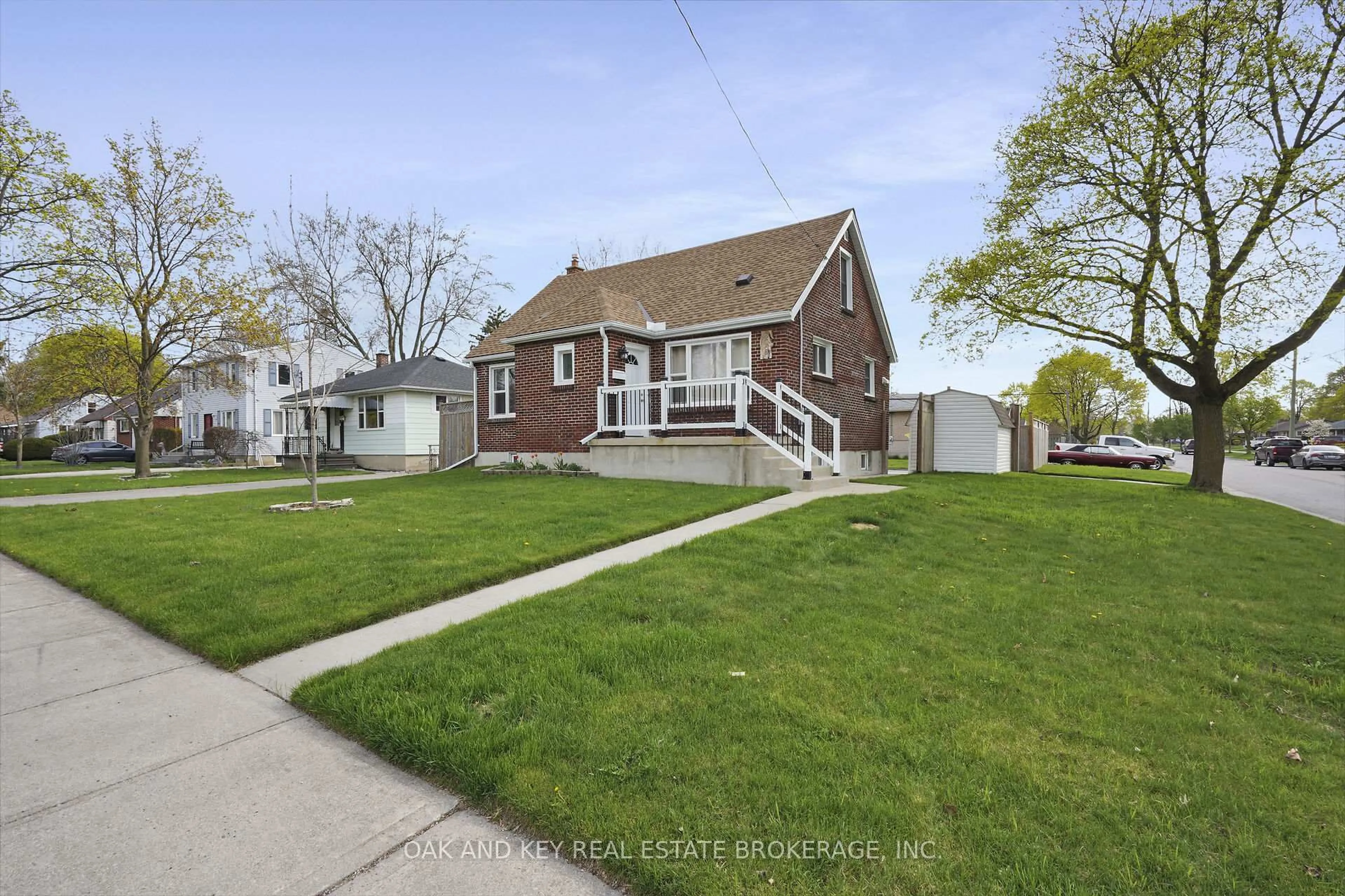 Unknown for 216 Vancouver St, London East Ontario N5W 4R8