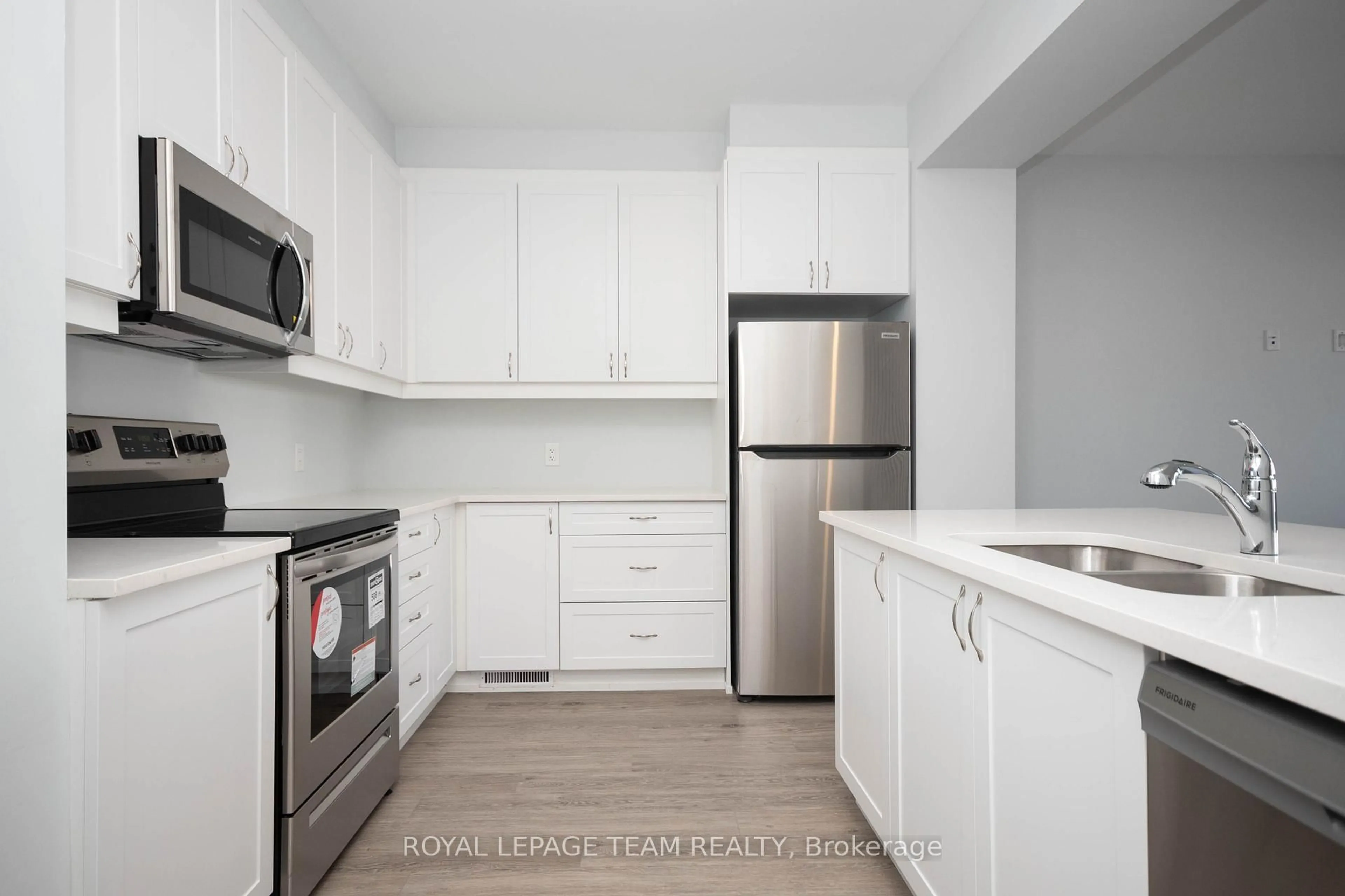 Standard kitchen, unknown for 142 Anthracite Private, Ottawa Ontario K2J 7C8
