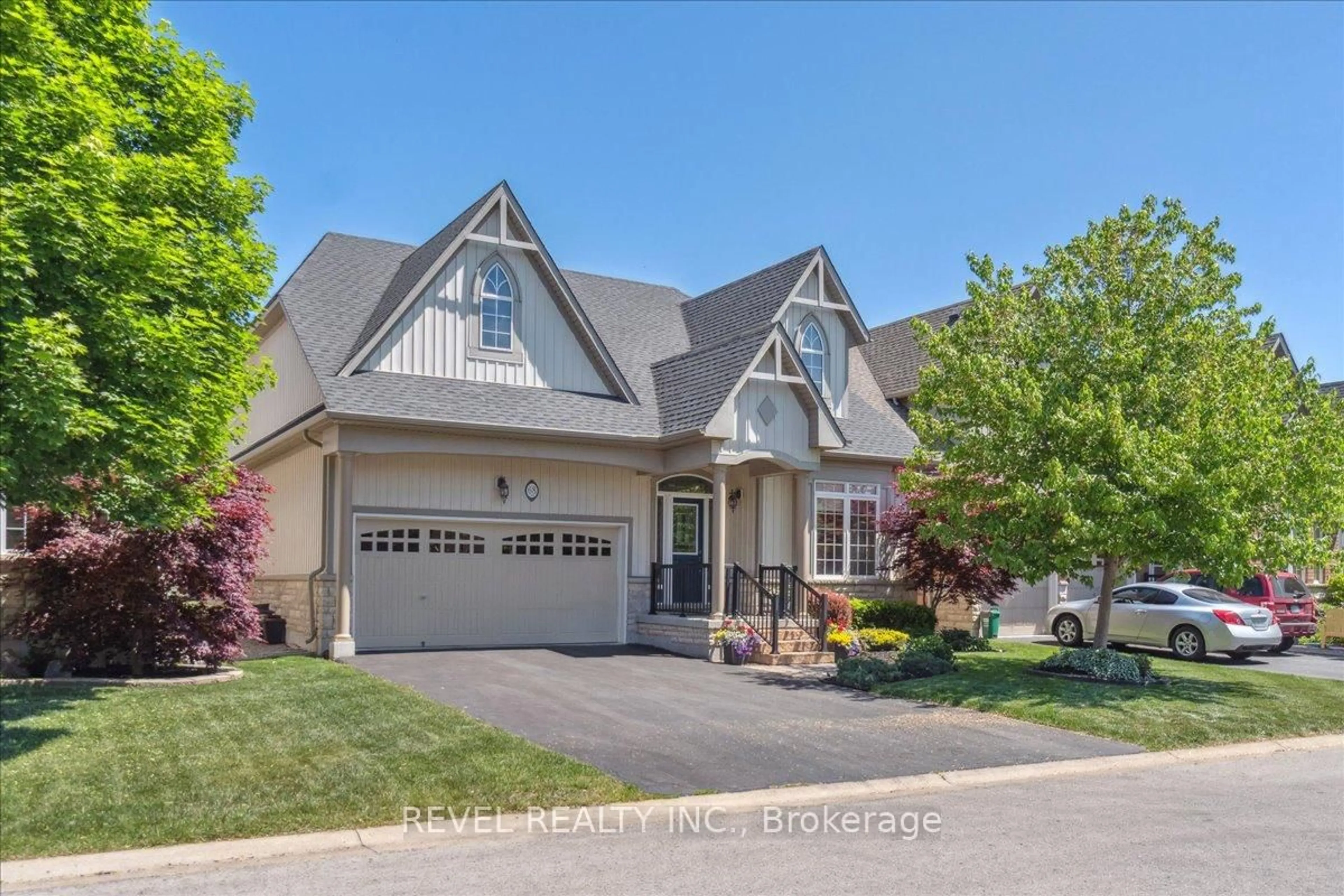 Home with brick exterior material, street for 68 Galloway Tr, Welland Ontario L3B 6G5