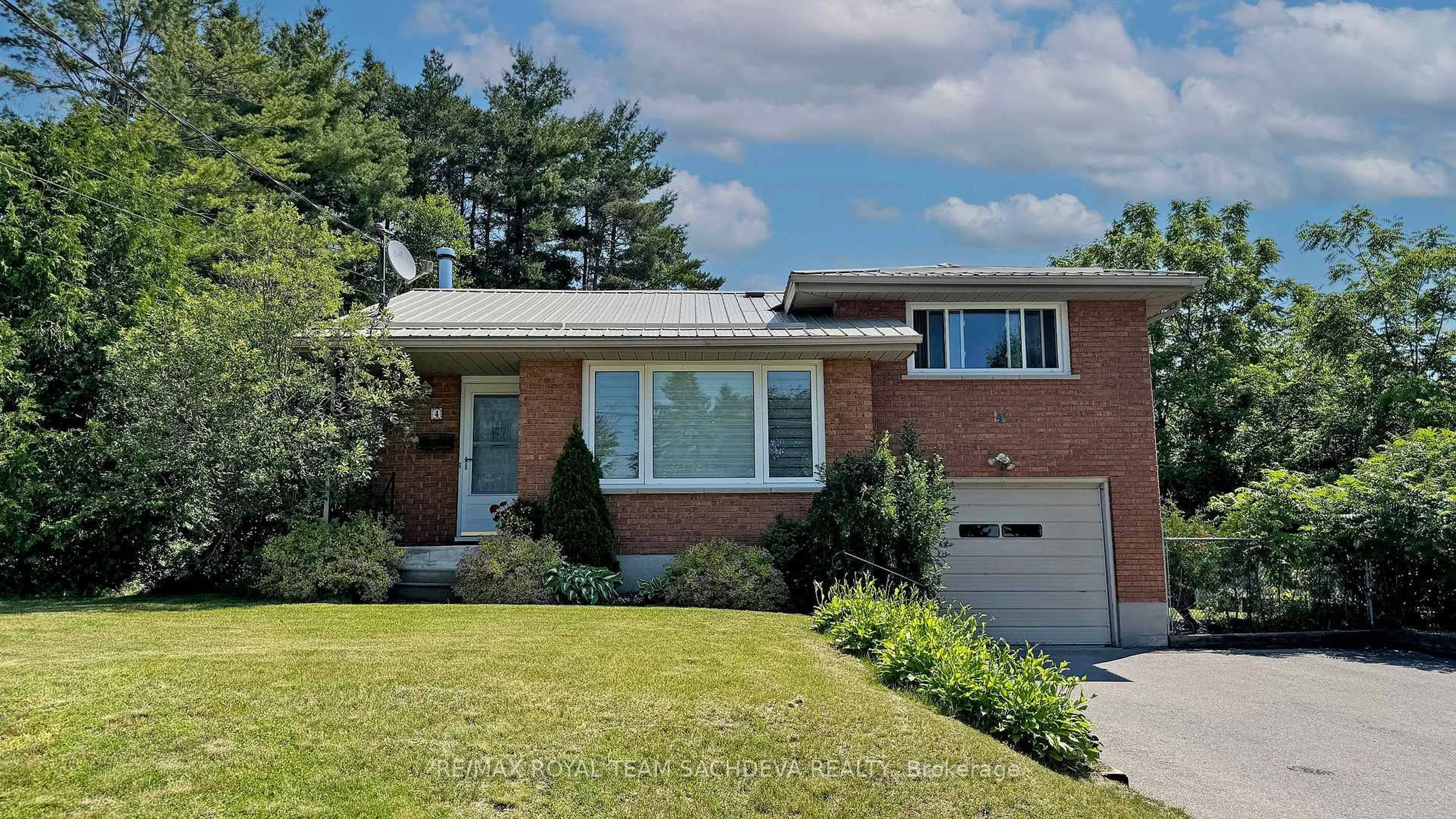 Home with brick exterior material, street for 4 Murray St, Asphodel-Norwood Ontario K0L 2V0