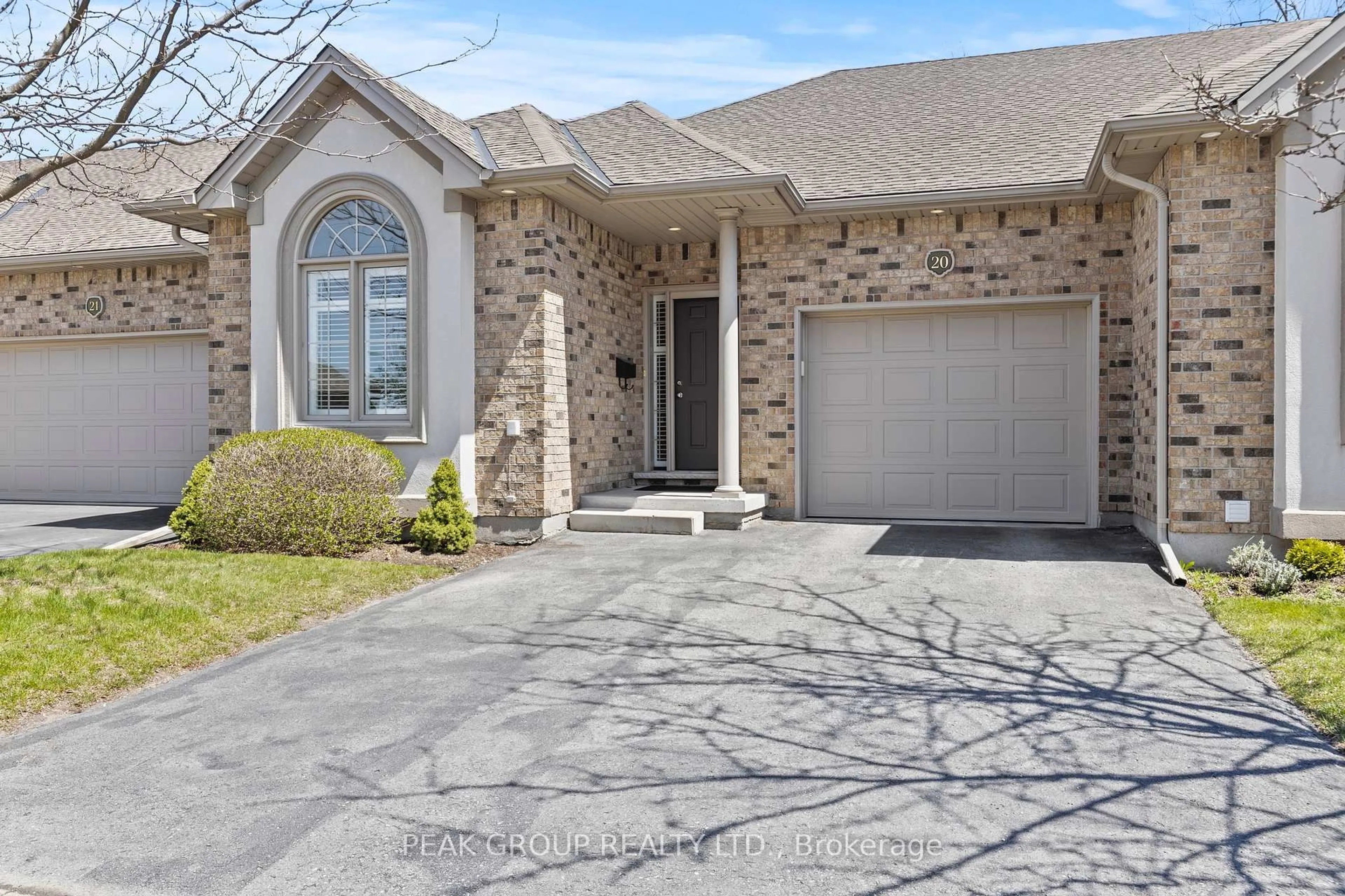 Home with brick exterior material, street for 4399 MONTROSE Rd #20, Niagara Falls Ontario L2H 1K1