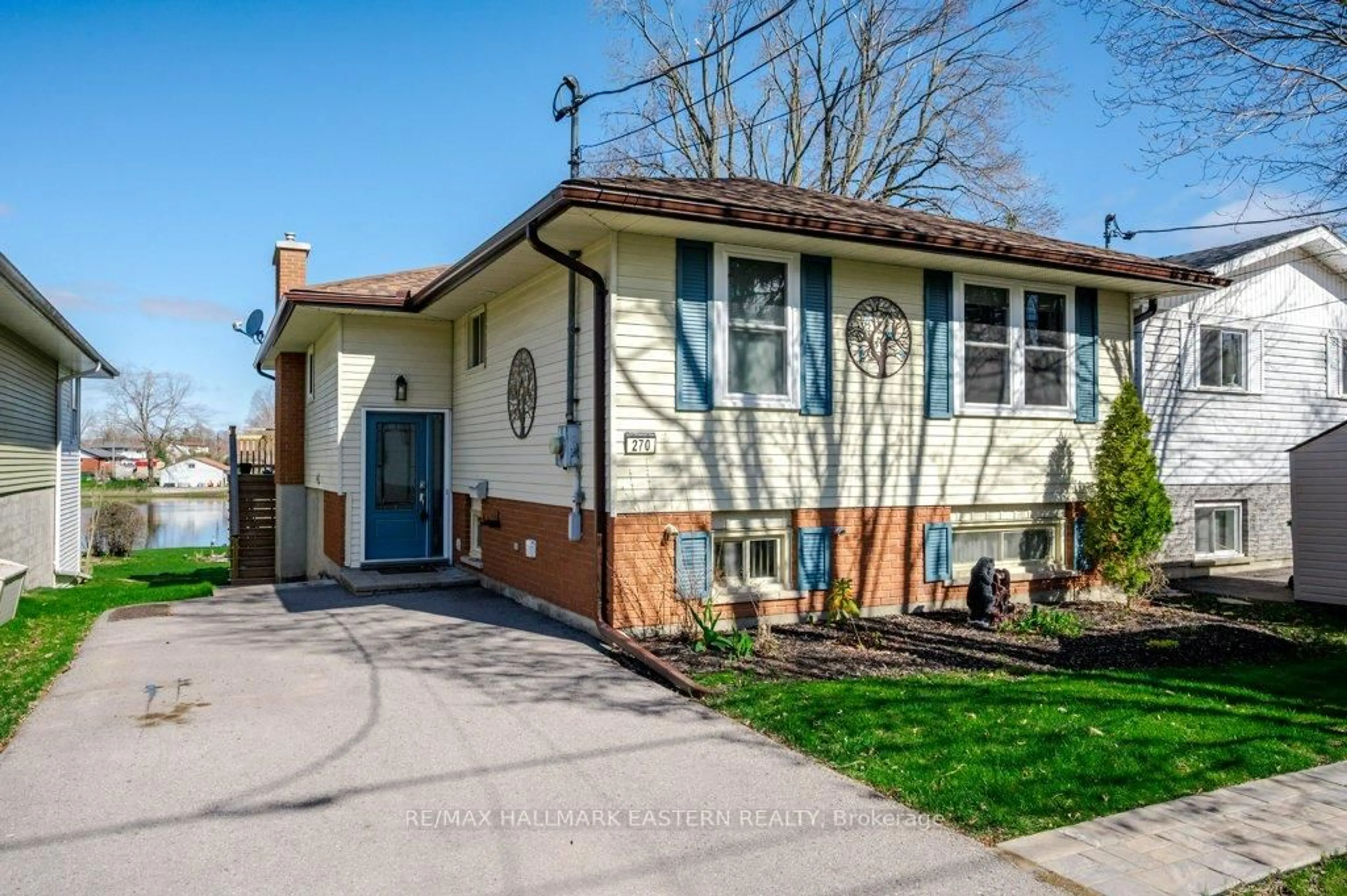 Home with brick exterior material, street for 270 Sherin Ave, Peterborough South Ontario K9J 1B6