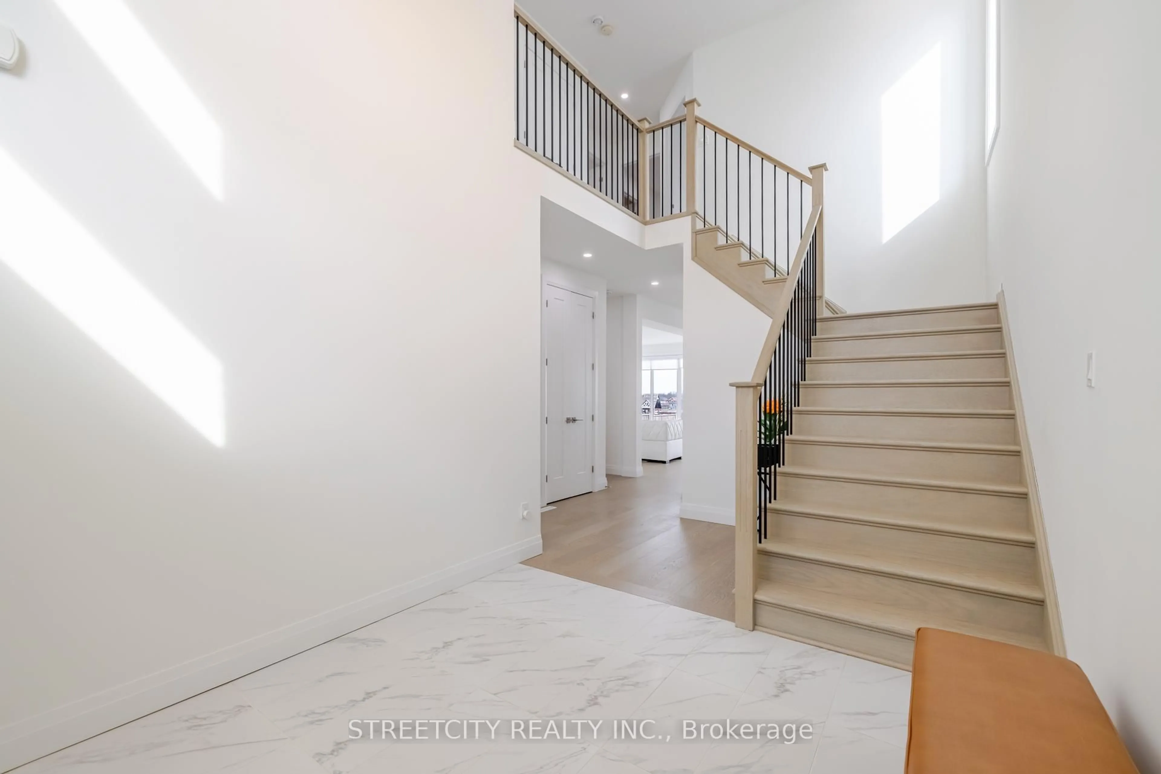 Unknown for 860 Kleinburg Dr, London Ontario N5X 0N8