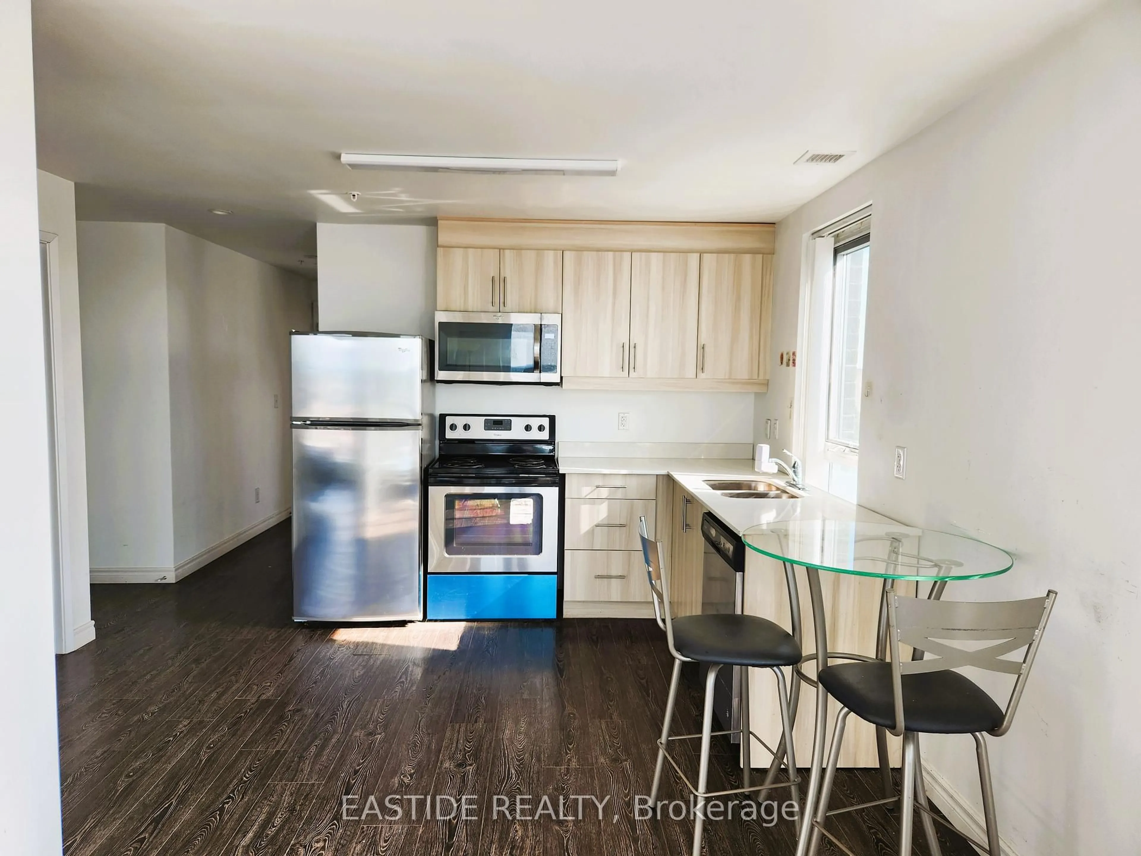 Unknown for 158 King St #1805, Waterloo Ontario N2J 2Y2