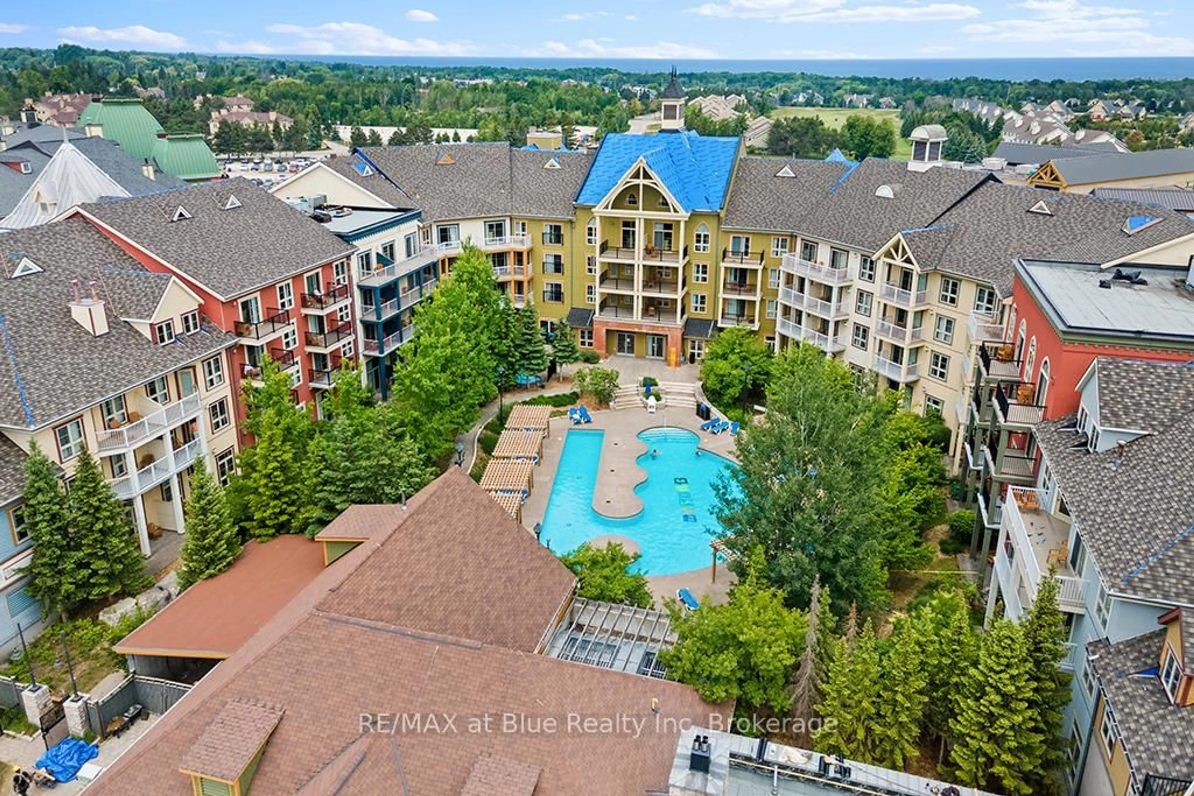 A pic from outside/outdoor area/front of a property/back of a property/a pic from drone, city buildings view from balcony for 190 Jozo Weider Blvd #415, Blue Mountains Ontario L9Y 0V2