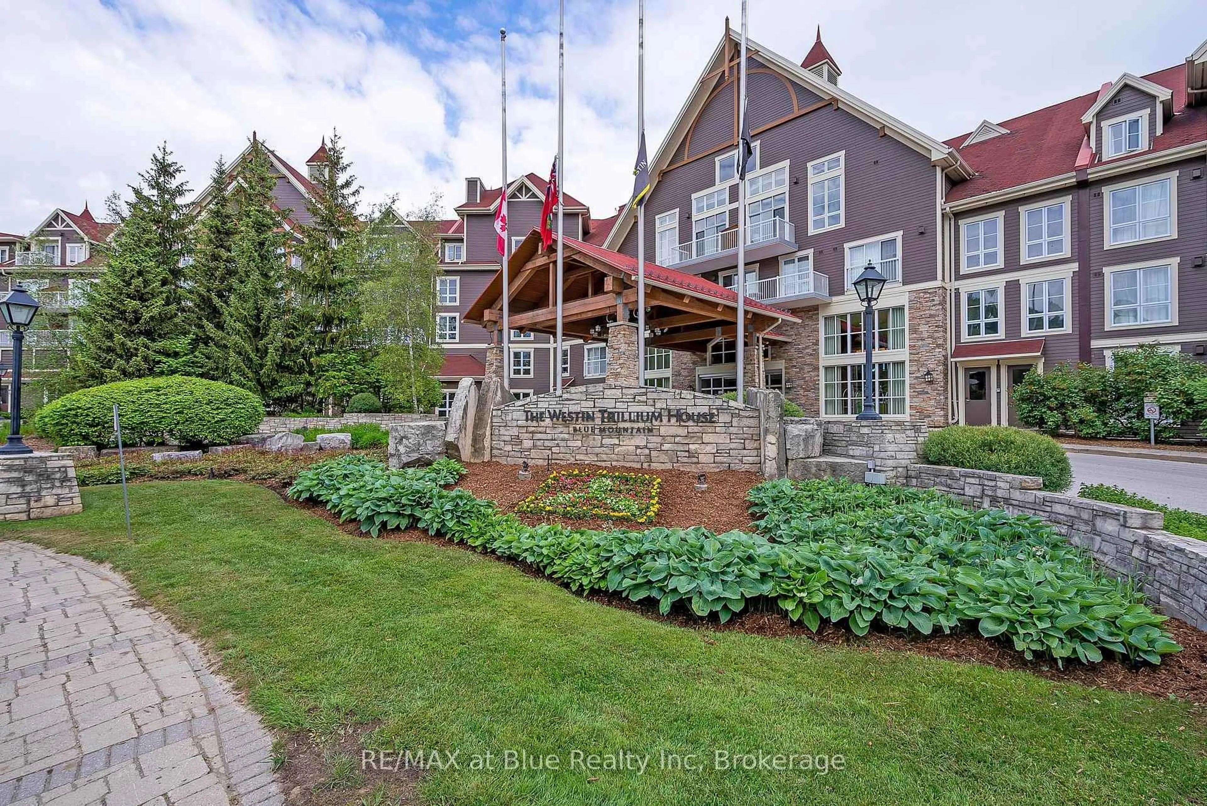 Patio, unknown for 220 Gord Canning Dr #315, Blue Mountains Ontario L9Y 0V2