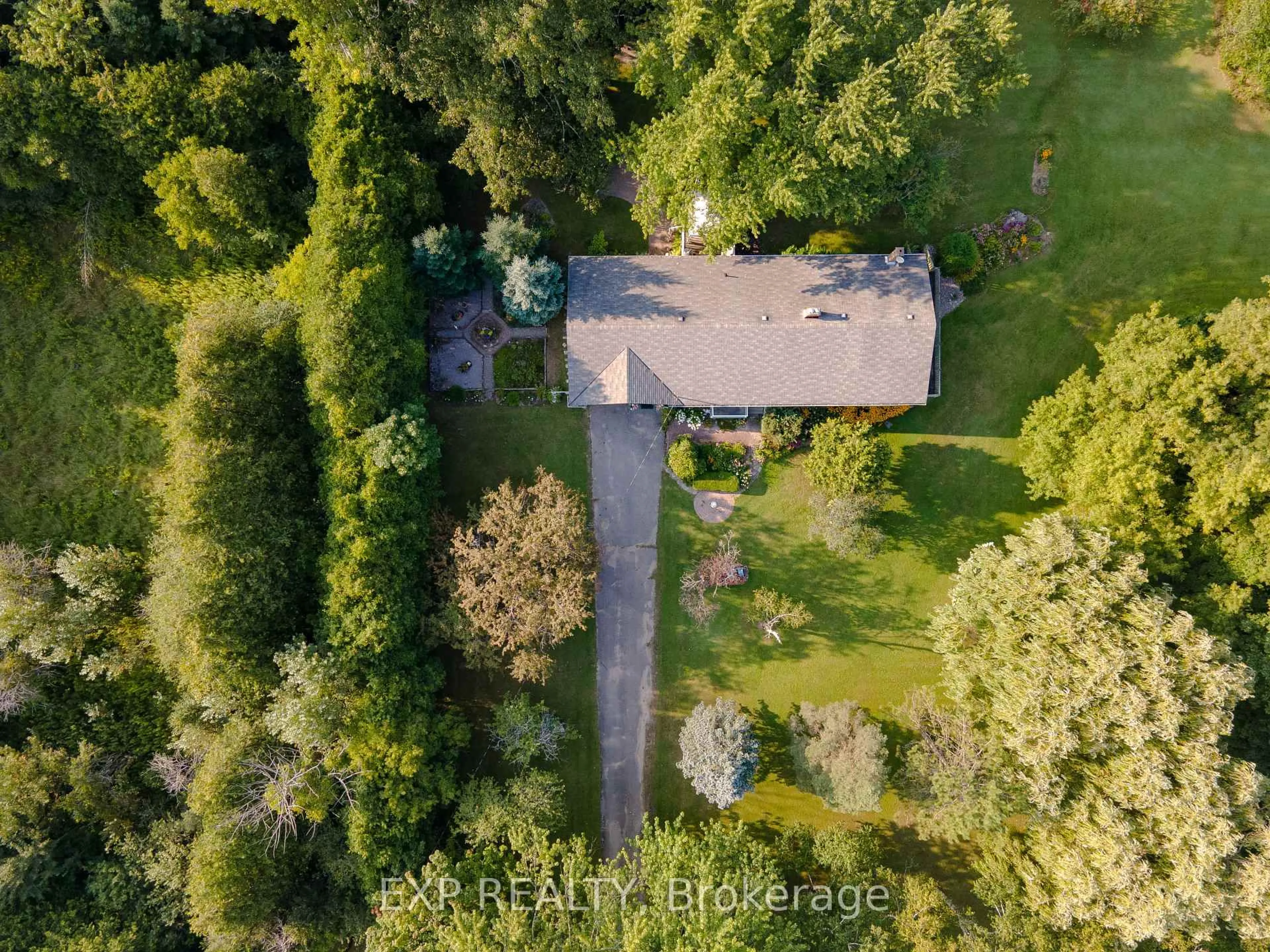 A pic from outside/outdoor area/front of a property/back of a property/a pic from drone, unknown for 283 Rainbow Ridge Rd, Kawartha Lakes Ontario K0M 2C0