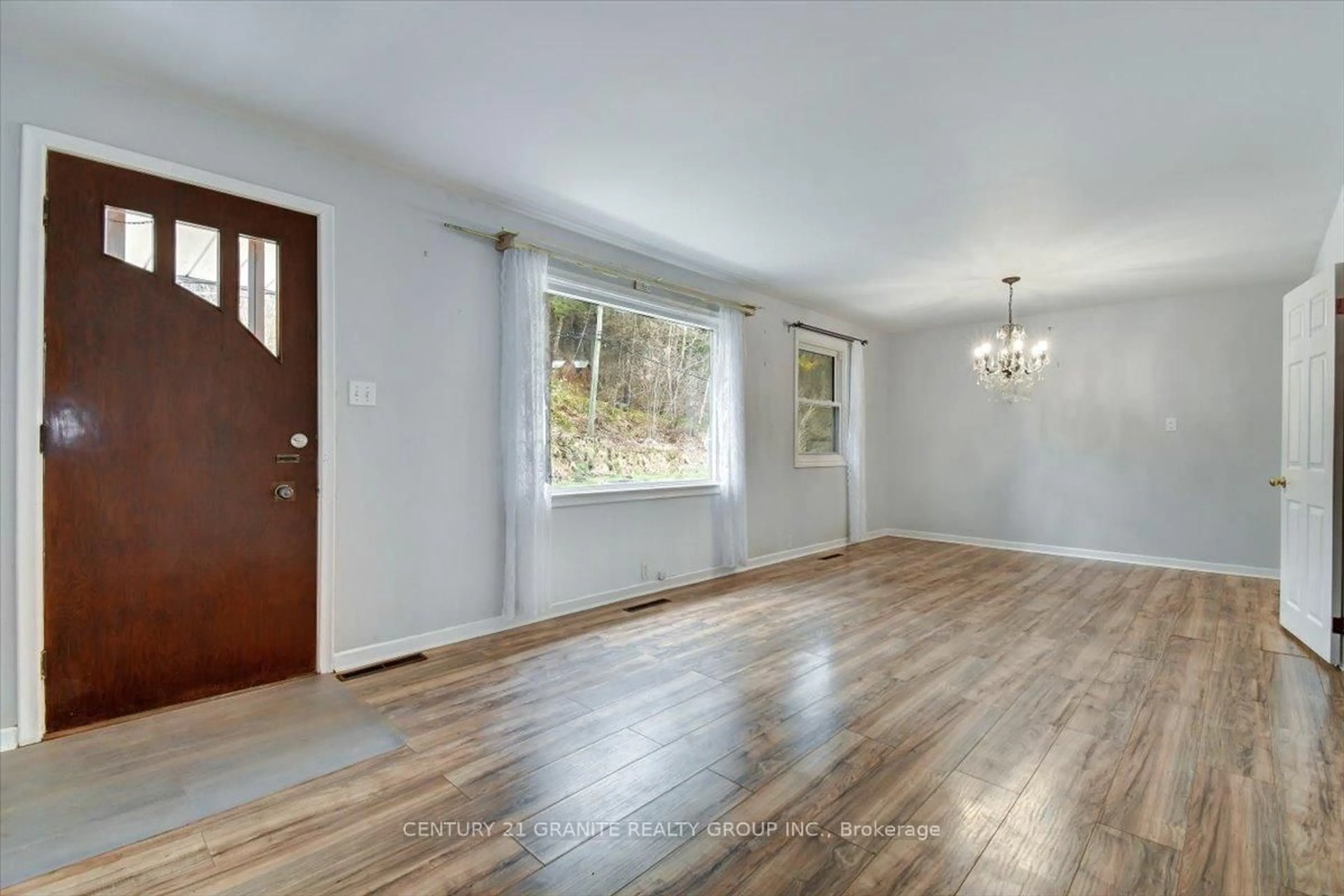A pic of a room for 7 Faraday St, Bancroft Ontario K0L 1C0