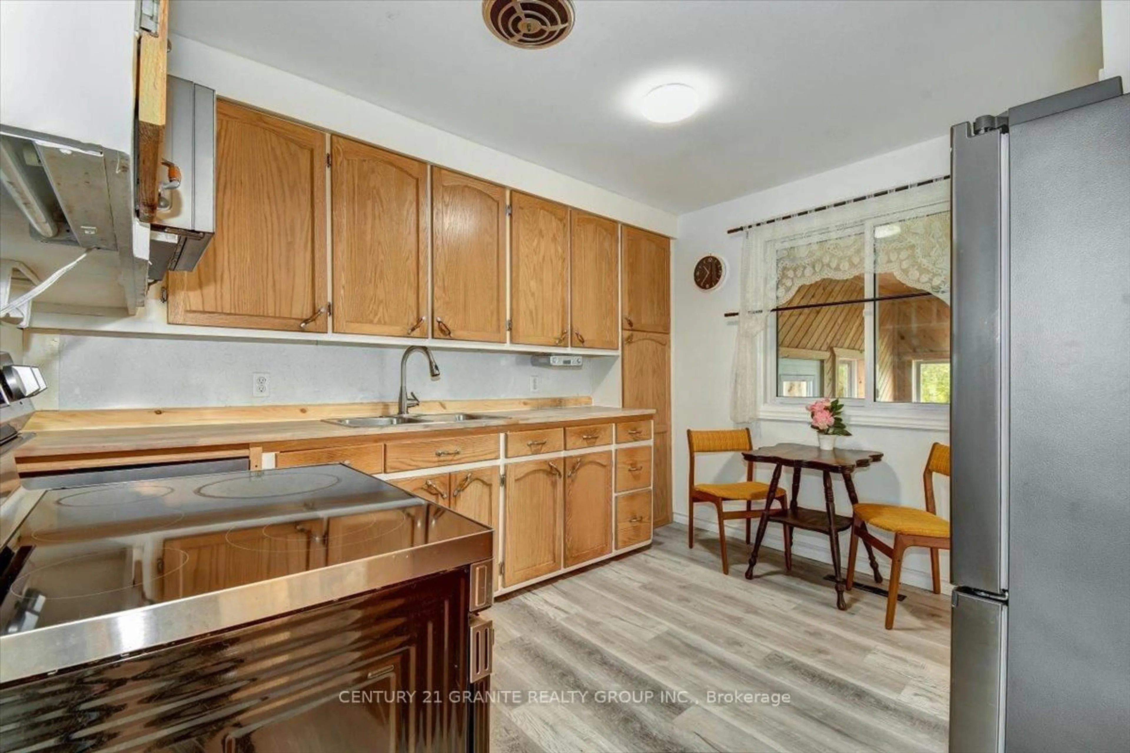 Standard kitchen, unknown for 7 Faraday St, Bancroft Ontario K0L 1C0