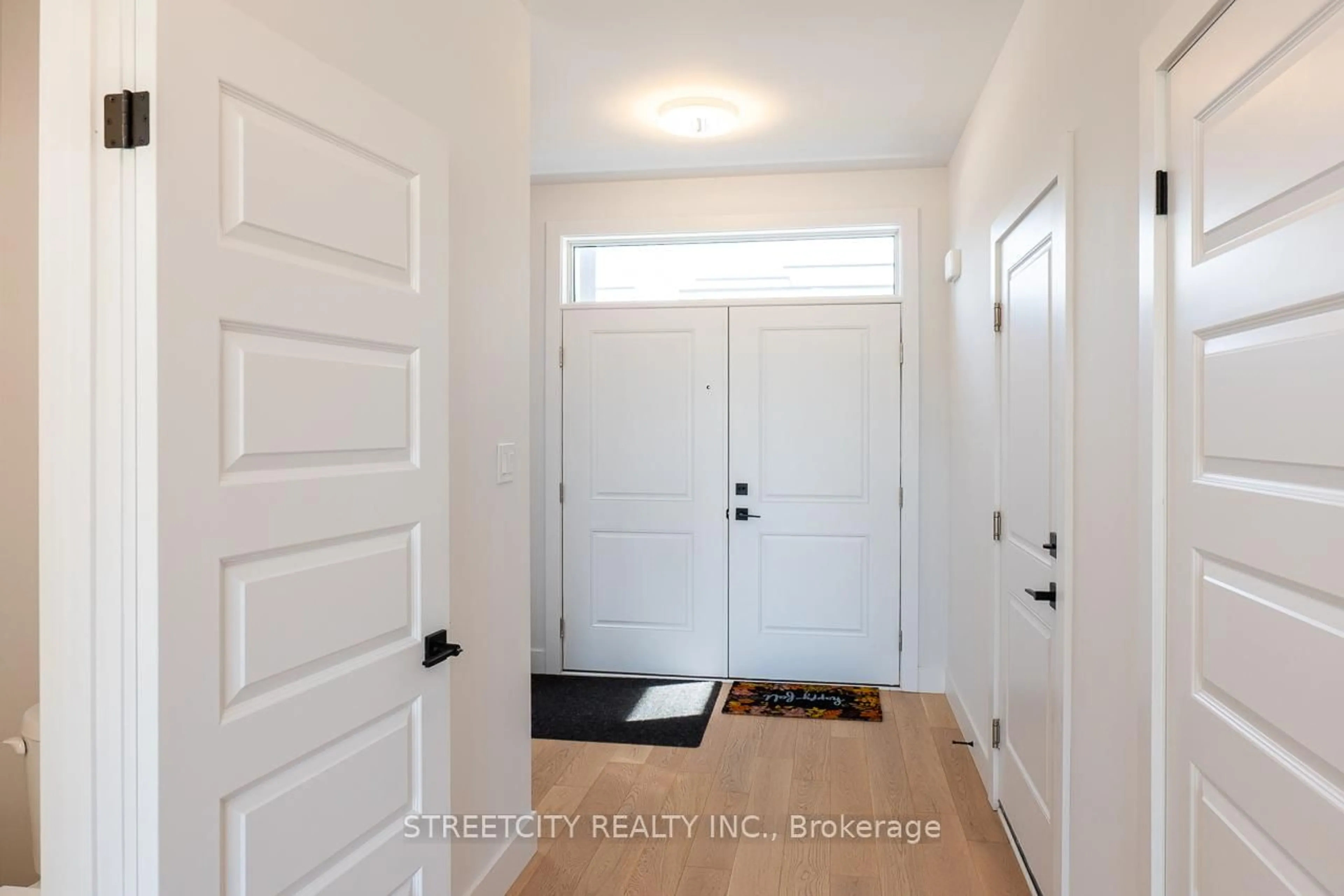 Indoor entryway for 1820 Canvas Way #29, London North Ontario N5X 0N5