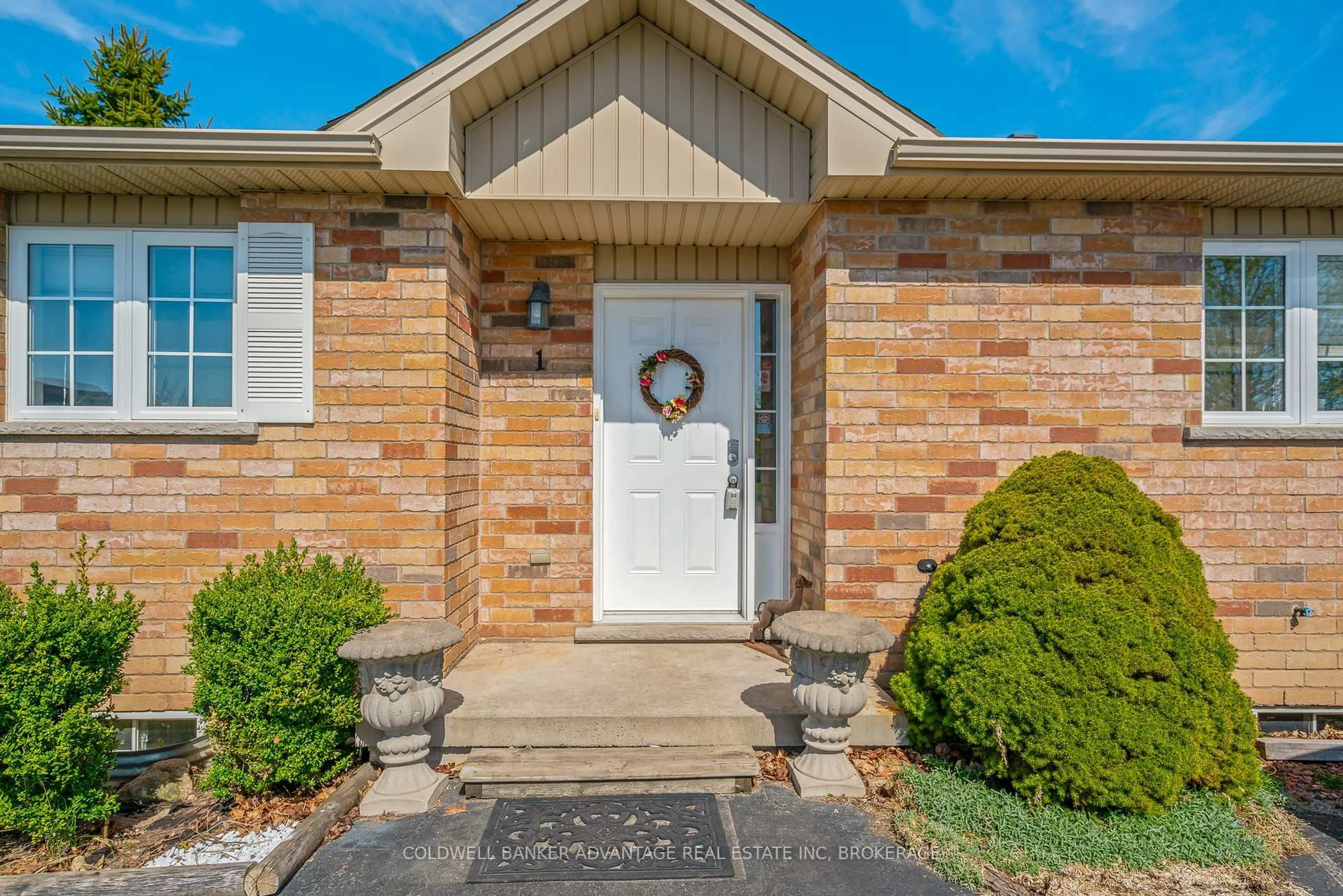 Unknown for 1 Powell Lane, Haldimand Ontario N0A 1E0