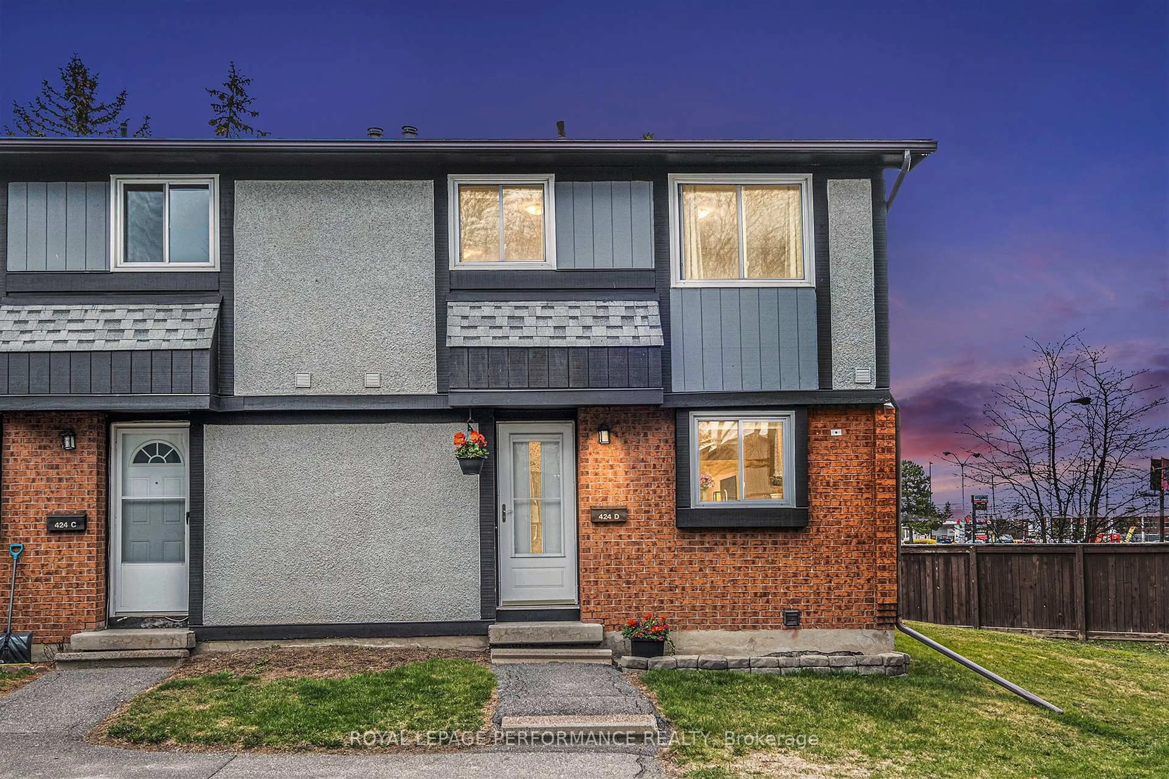 Unknown for 424 Moodie Dr #D, Ottawa Ontario K2H 8A6