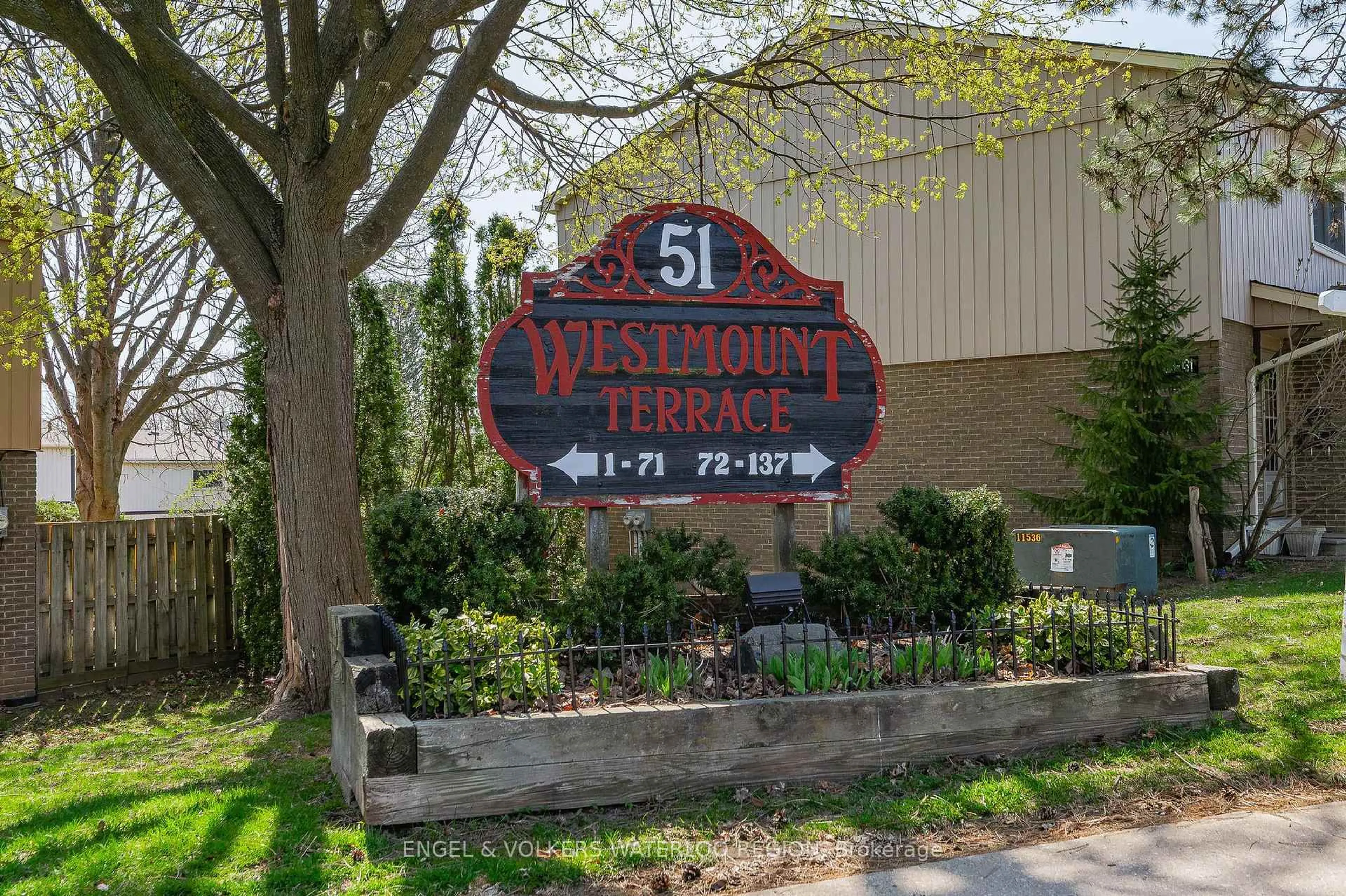 Home with vinyl exterior material, street for 51 Paulander Dr #39, Kitchener Ontario N2M 5E5