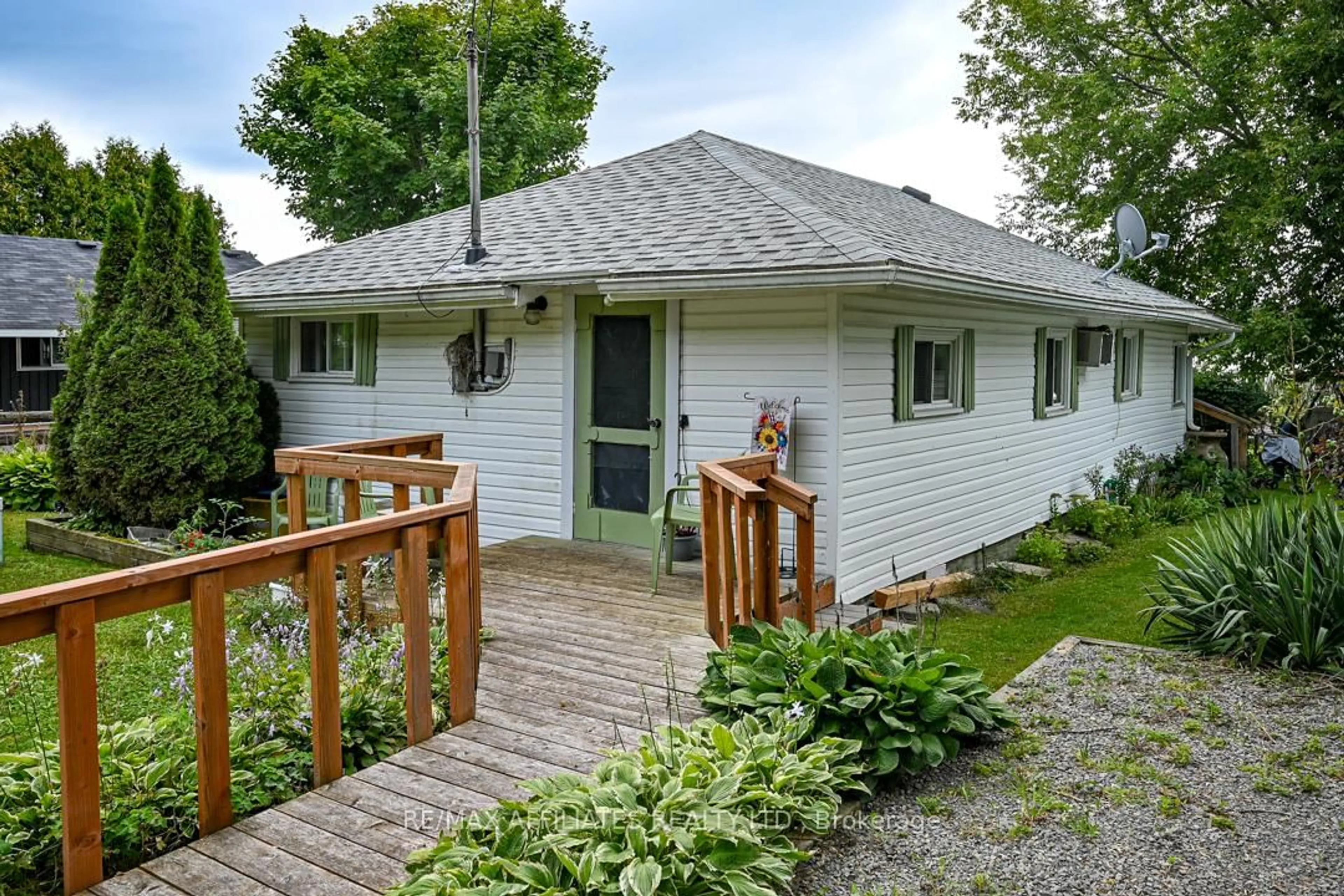 Unknown for 147 BEEK Rd, Lanark Ontario K0G 1K0
