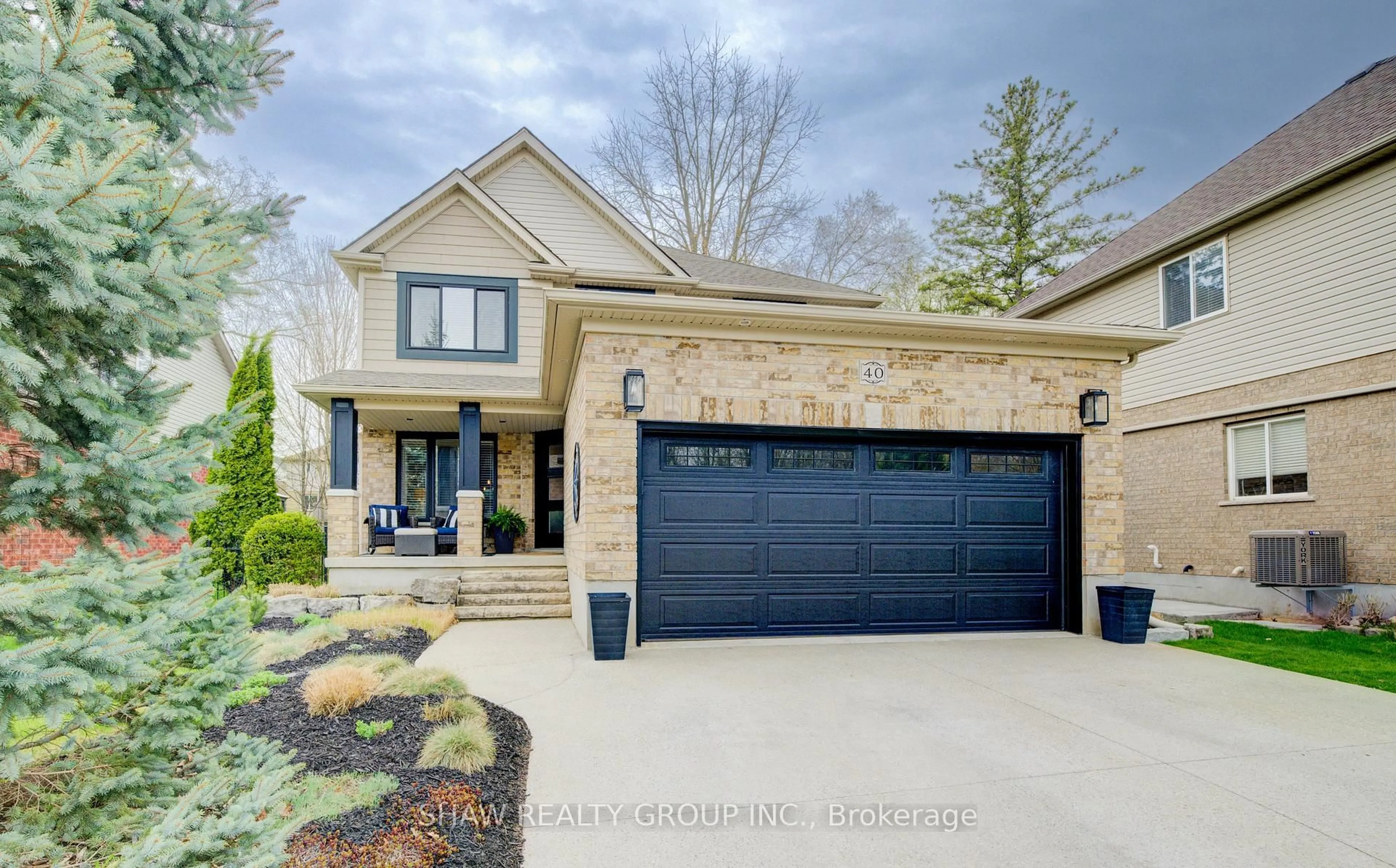 Home with brick exterior material, street for 40 Housler Lane, Cambridge Ontario N3C 4H7