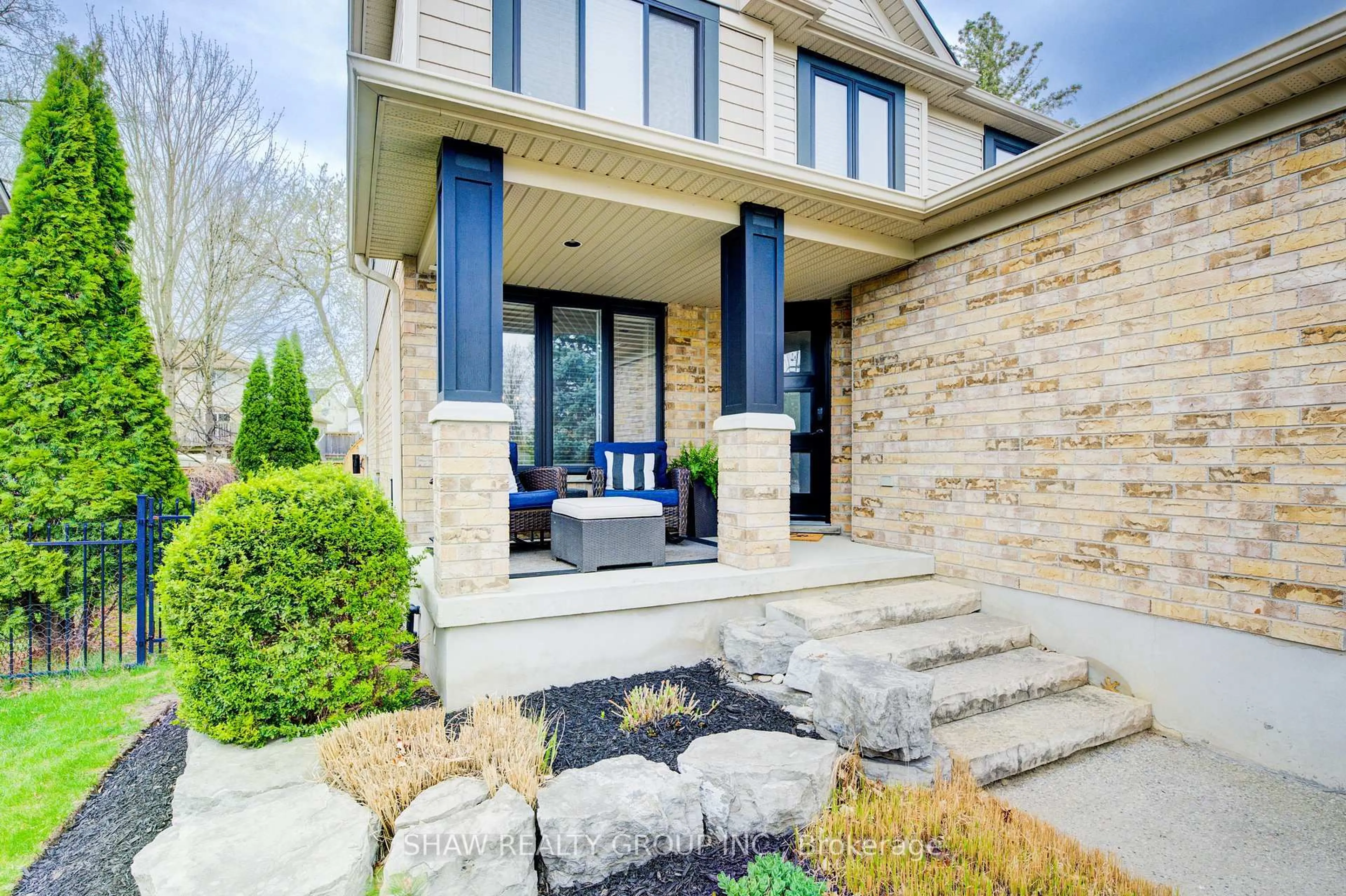 Home with brick exterior material, street for 40 Housler Lane, Cambridge Ontario N3C 4H7