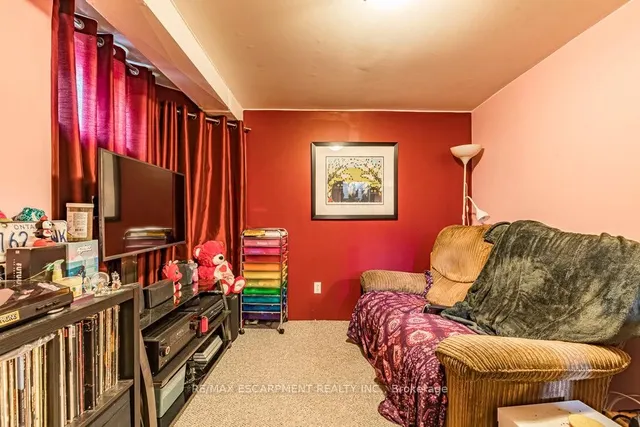 Additional property image - 14 Danbury St