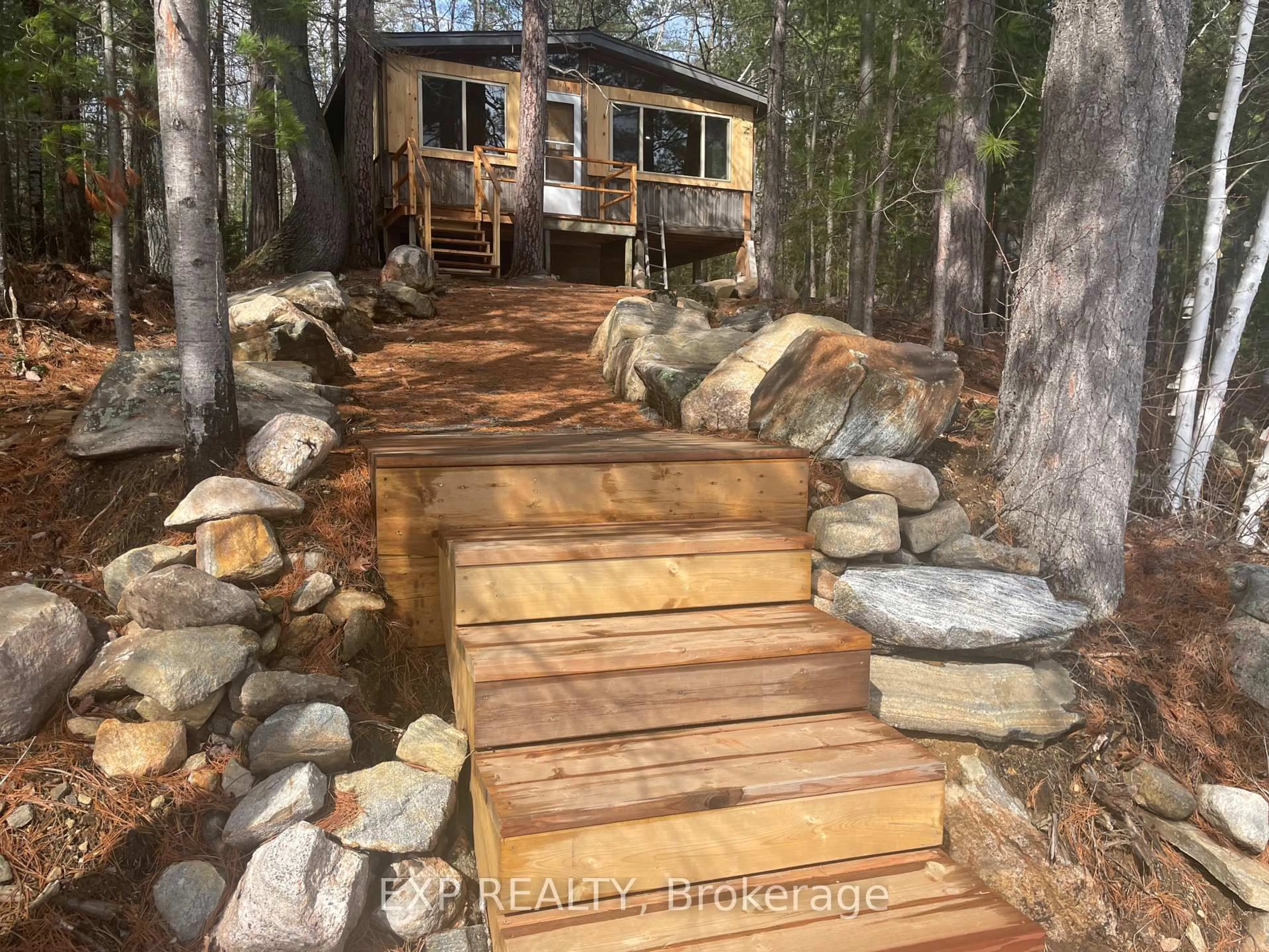 Unknown for 378 Spectacle Lake Rd, Barry's Bay Ontario K0J 1B0