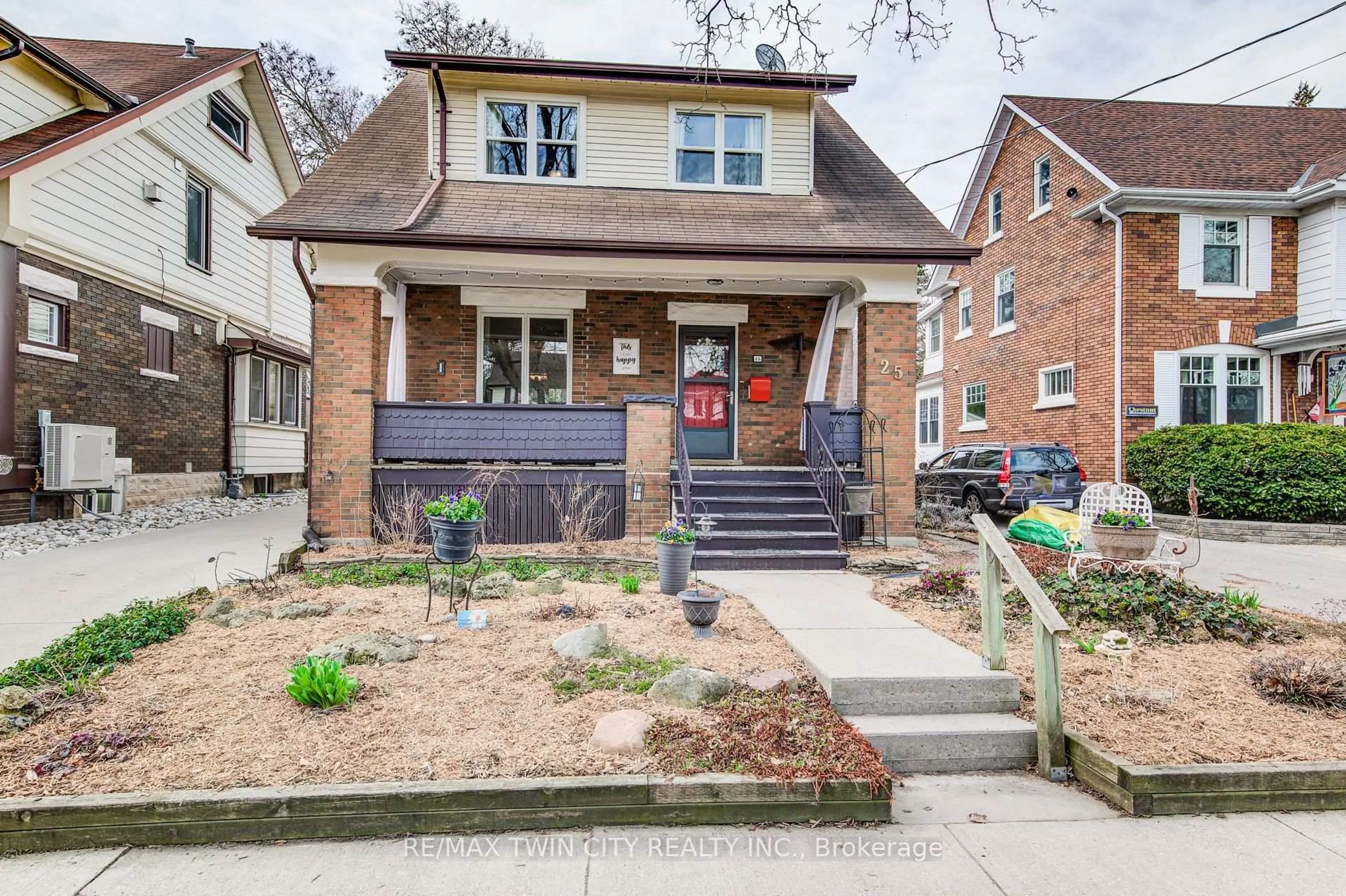 Home with brick exterior material, street for 25 LYDIA St, Kitchener Ontario N2H 1V2