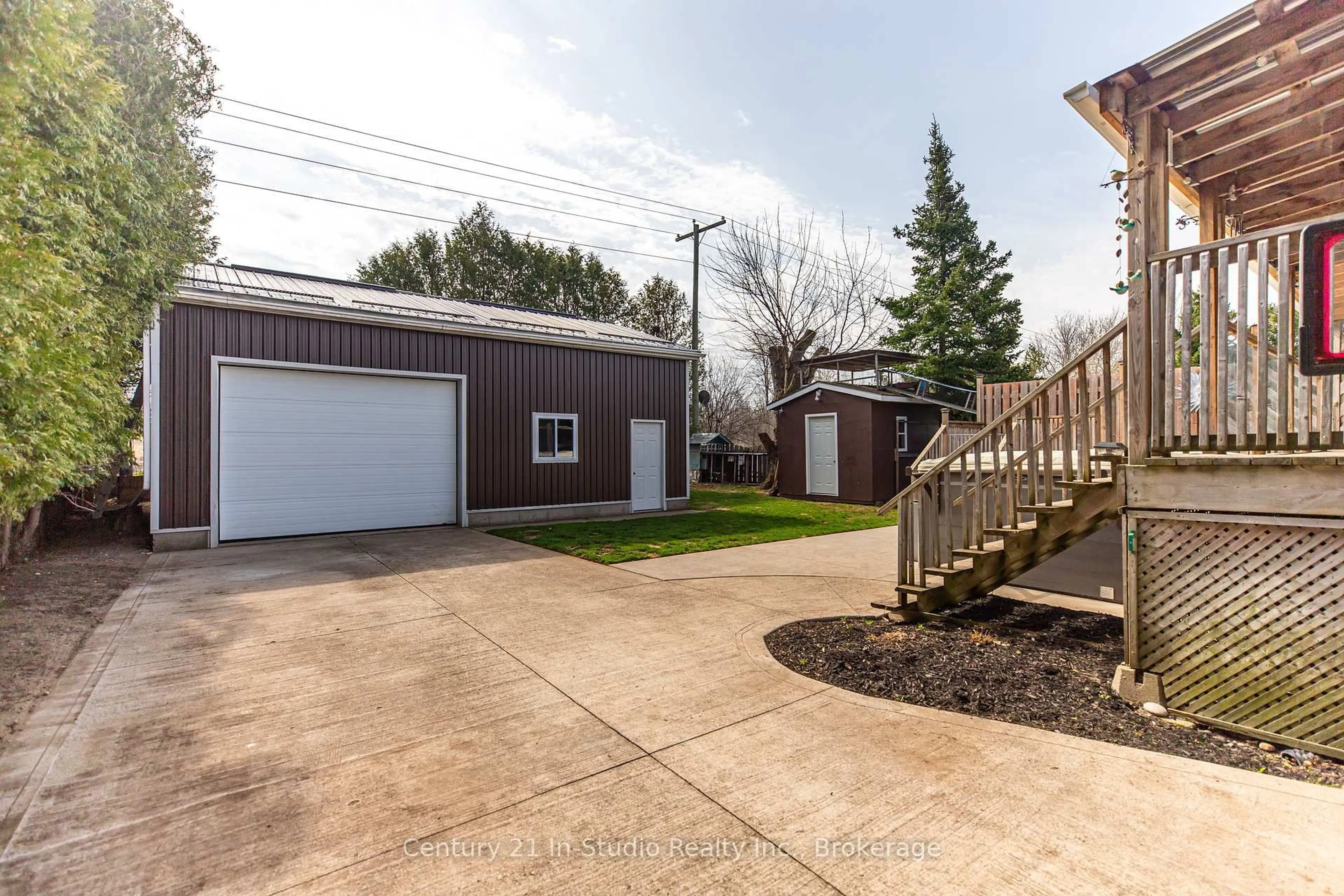 Unknown for 311 Bricker St, Saugeen Shores Ontario N0H 2C1