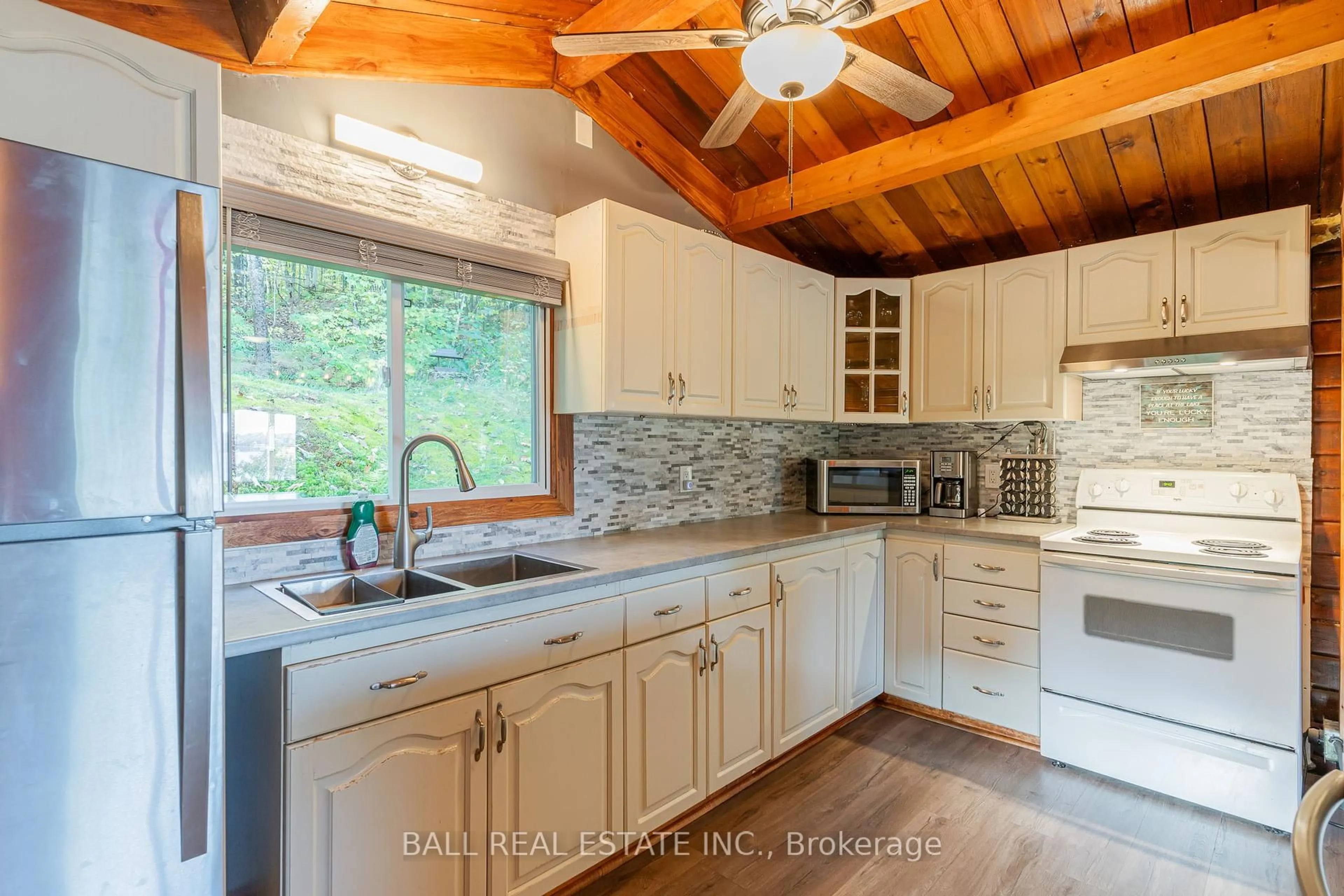 Open concept kitchen, unknown for 19181 Highway 35 N/A, Algonquin Highlands Ontario K0M 1S0