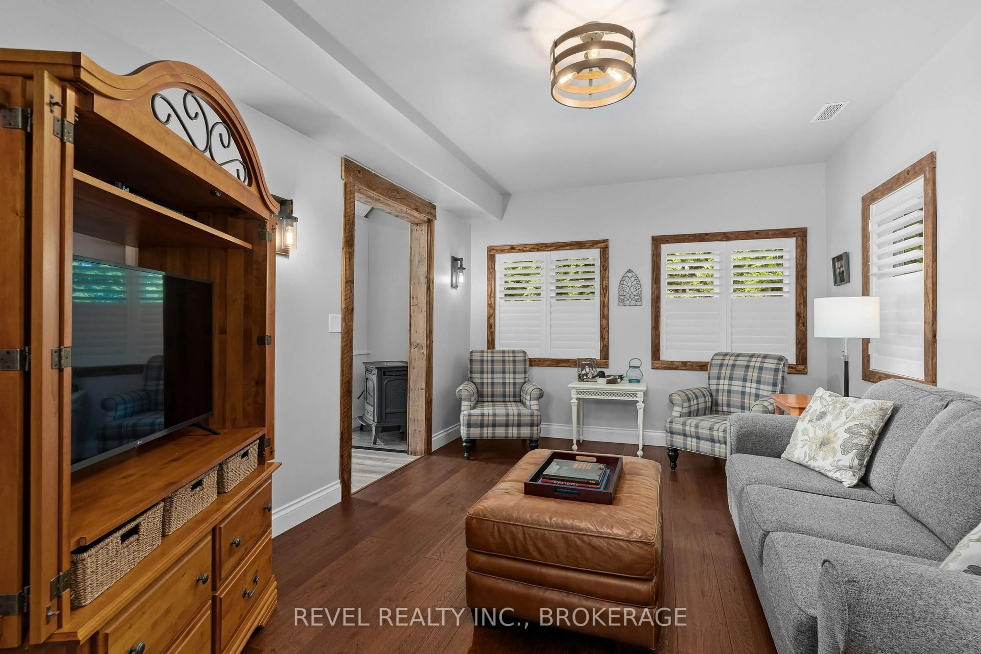 Living room with furniture, unknown for 4078 Hideaway Lane, Battersea Ontario K0H 1H0