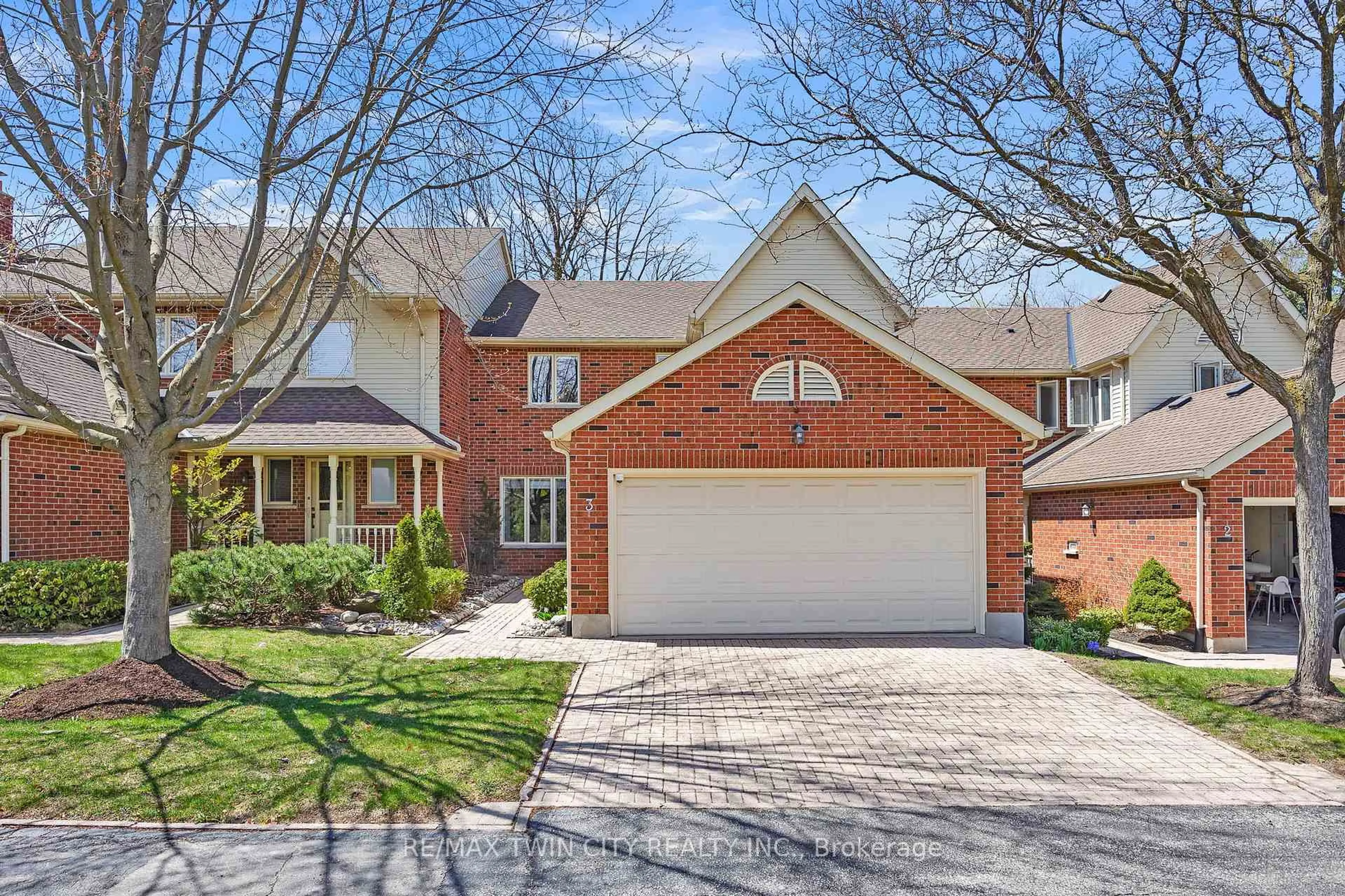Home with brick exterior material, street for 405 Glasgow St #3, Kitchener Ontario N2M 2N1