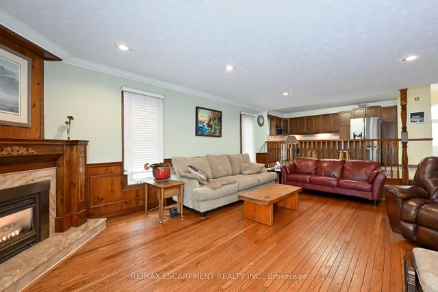 Additional property image - 7 Osgoode Crt