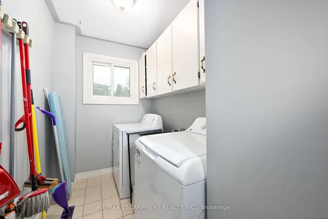 Additional property image - 7 Osgoode Crt