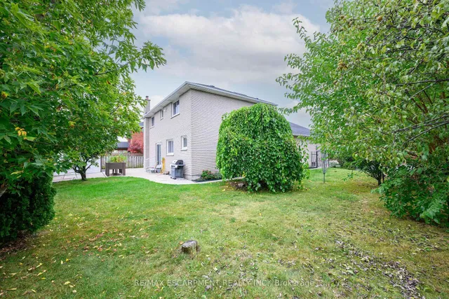 Additional property image - 7 Osgoode Crt
