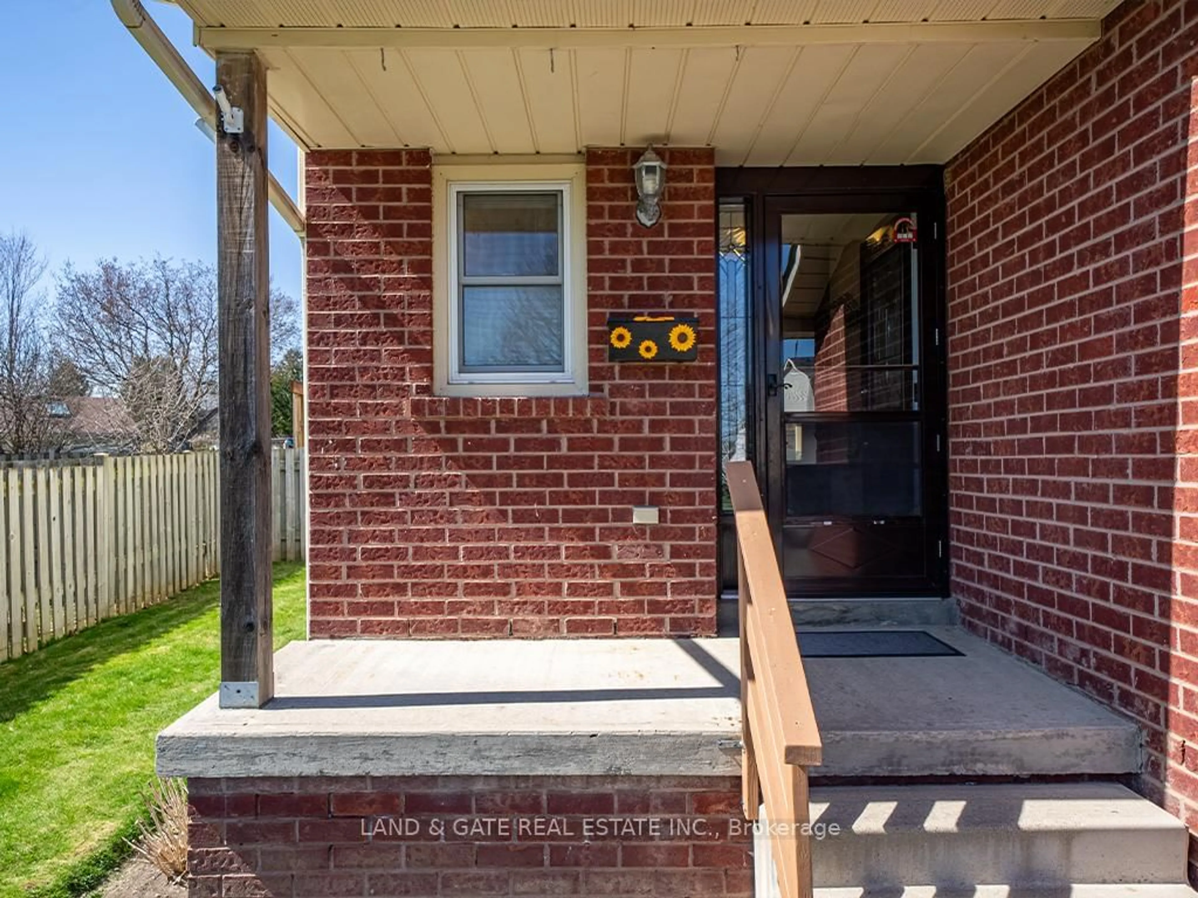 Home with brick exterior material, street for 34 Burnham Blvd, Port Hope Ontario L1A 4H5