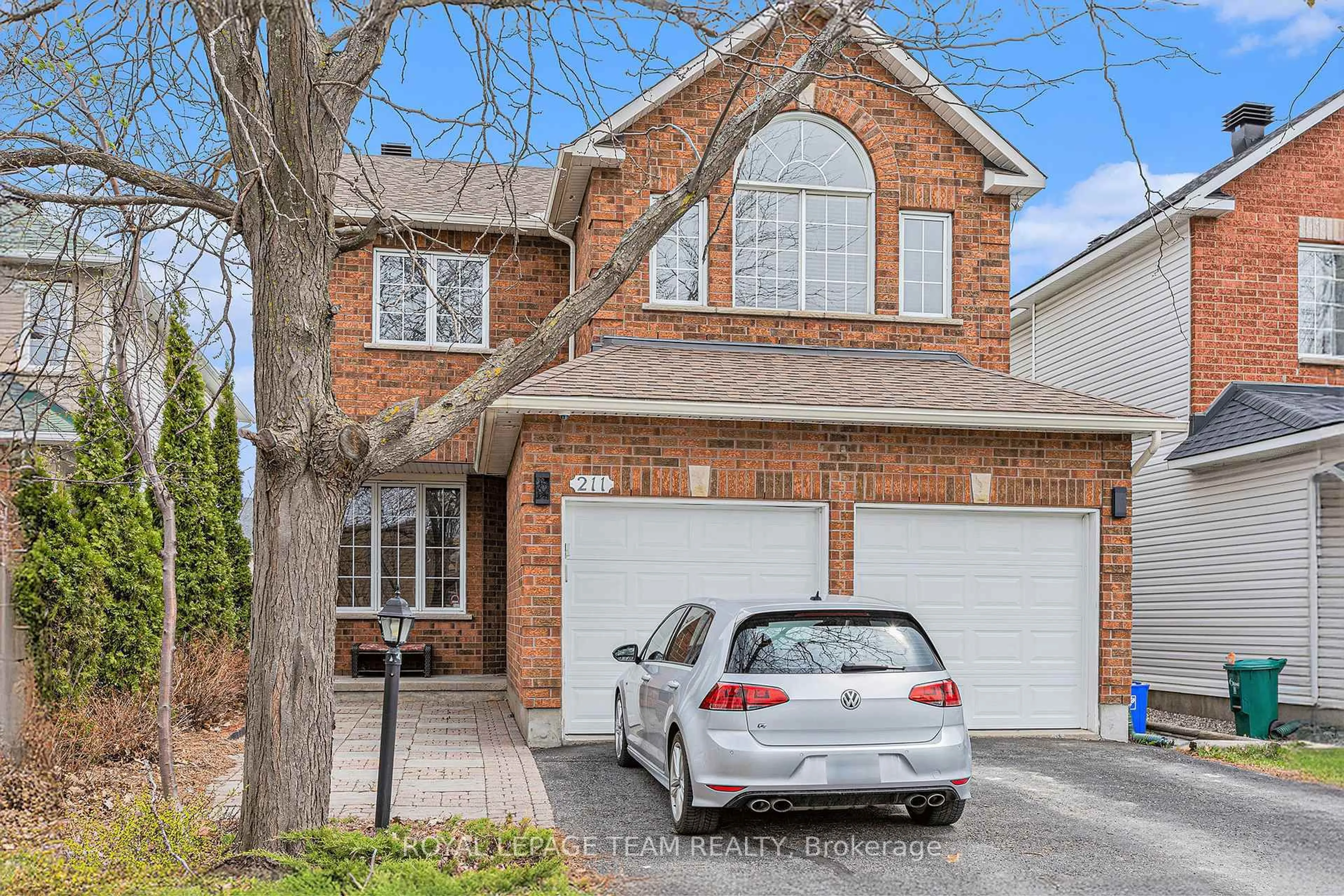 Home with brick exterior material, street for 211 STONEWAY Dr, Ottawa Ontario K2G 6R2