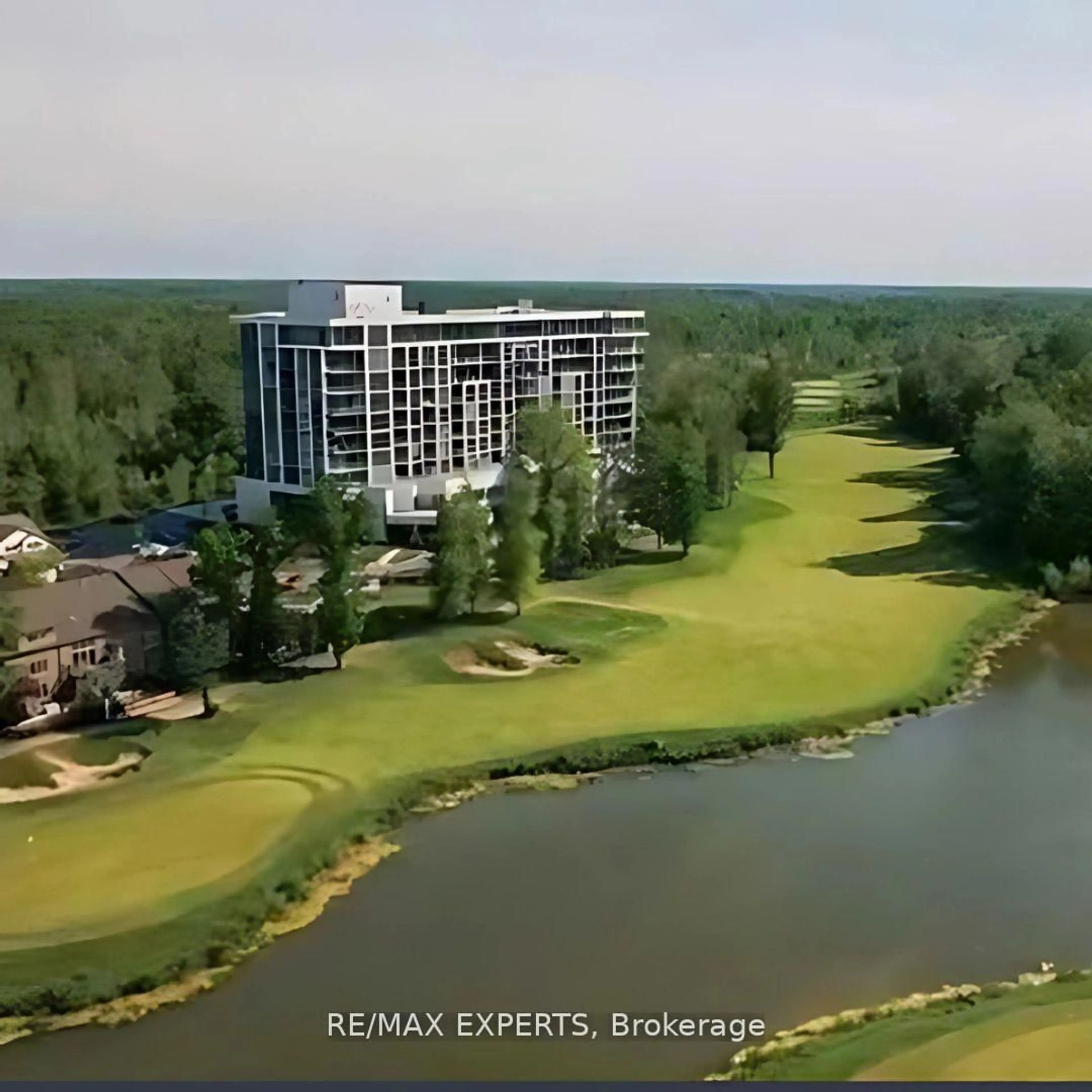A pic from outside/outdoor area/front of a property/back of a property/a pic from drone, water/lake/river/ocean view for 7711 Green Vista Gate, Niagara Falls Ontario L2G 0Y9