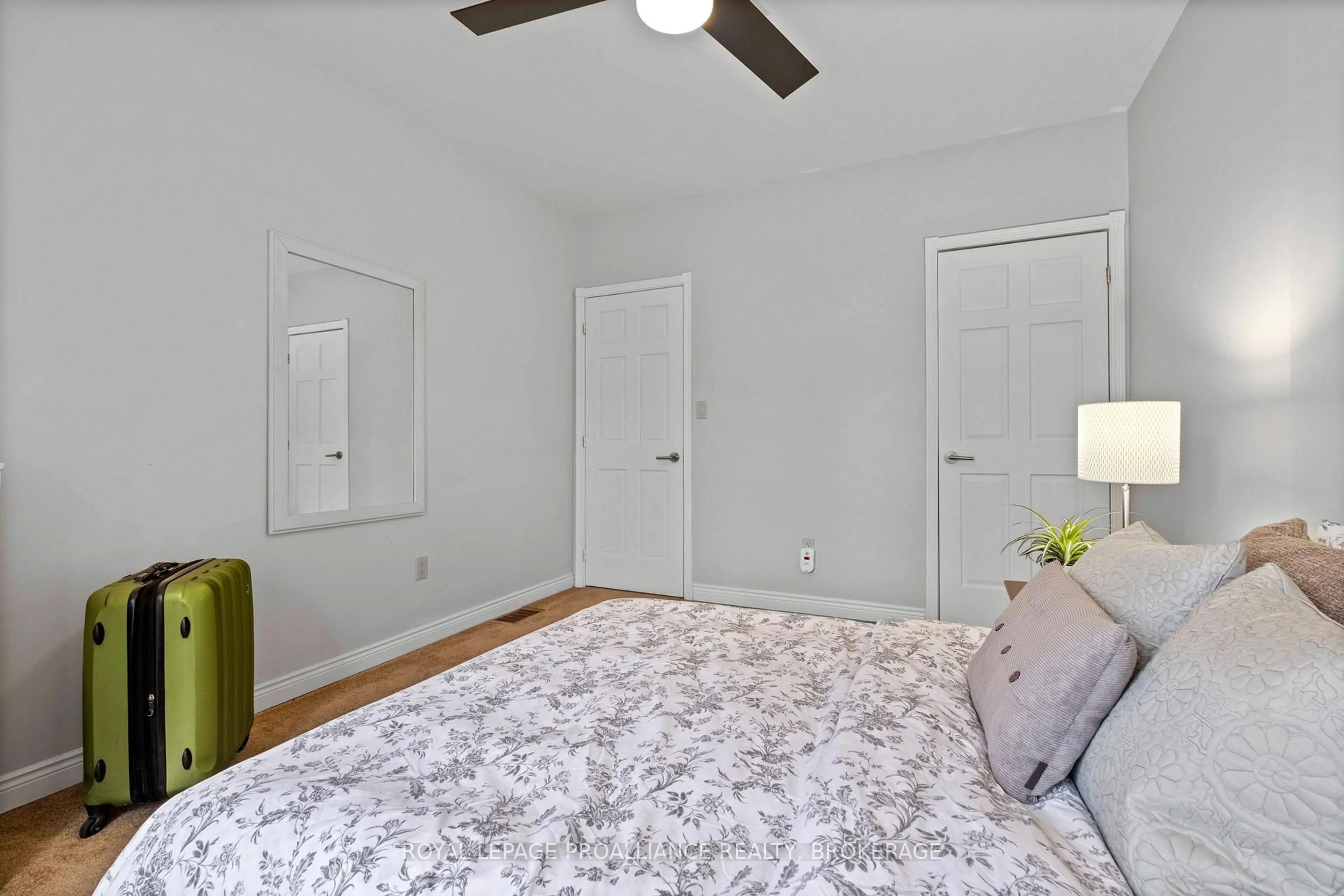 Bedroom with bed, unknown for 2749 Lakefield Dr, Inverary Ontario K0H 1X0