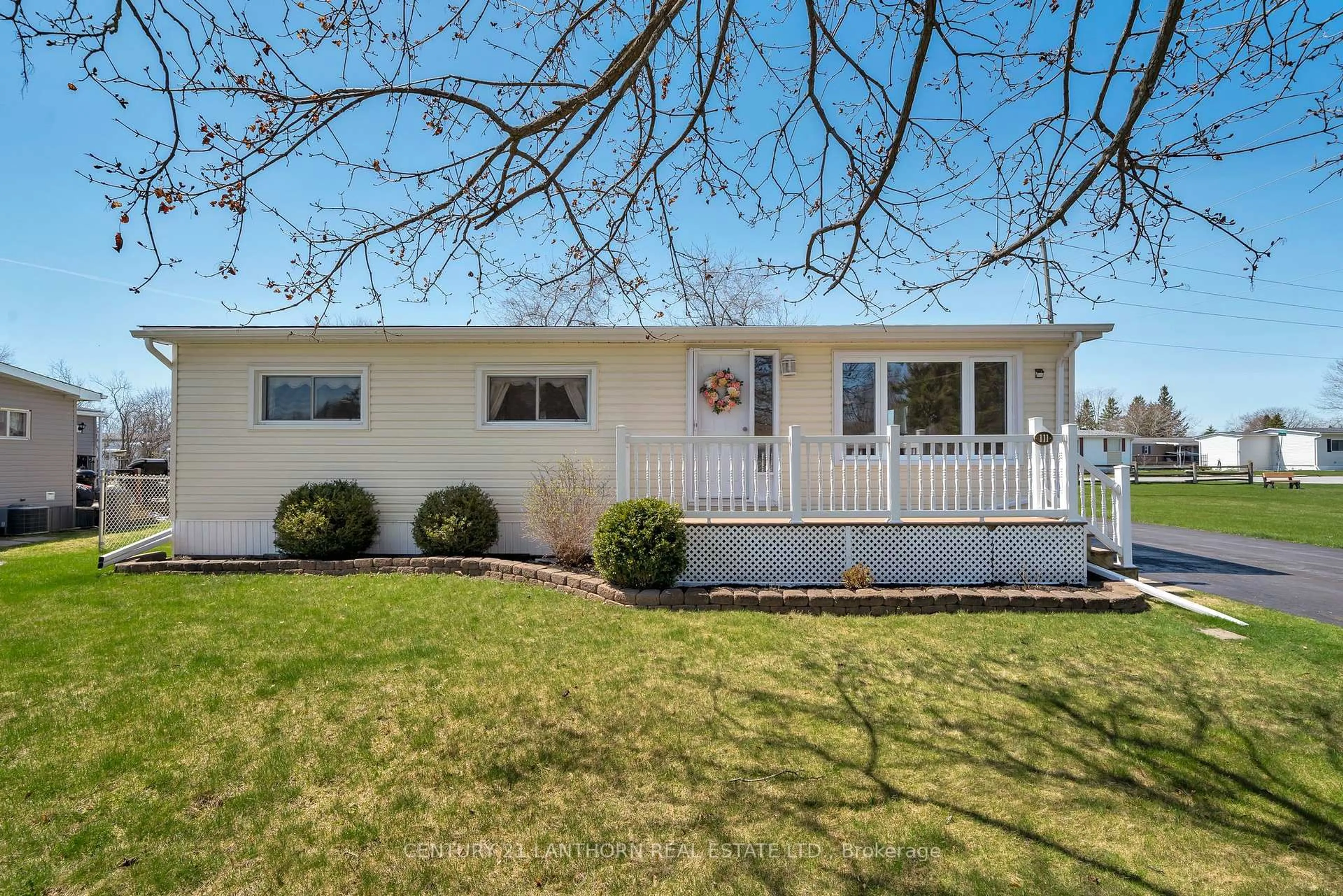 Home with vinyl exterior material, street for 111 Eastview Blvd, Quinte West Ontario K8N 4Z3