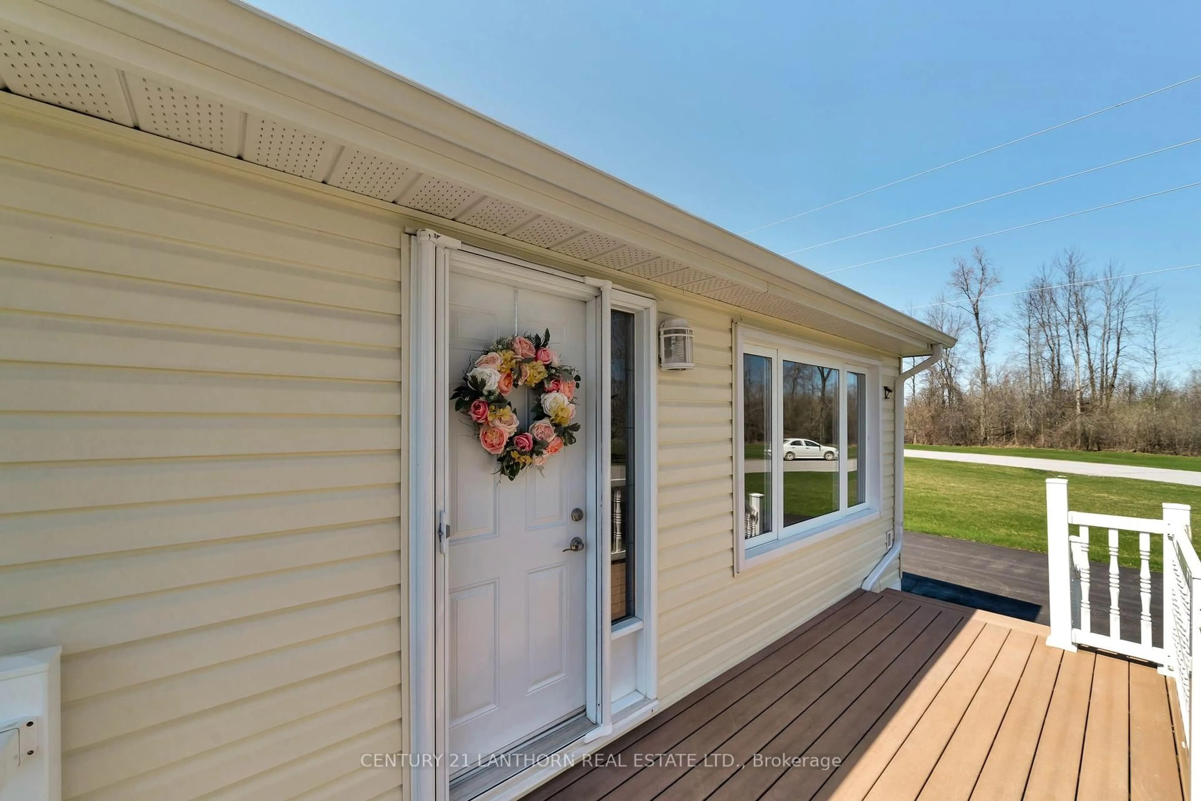 Home with vinyl exterior material, water/lake/river/ocean view for 111 Eastview Blvd, Quinte West Ontario K8N 4Z3