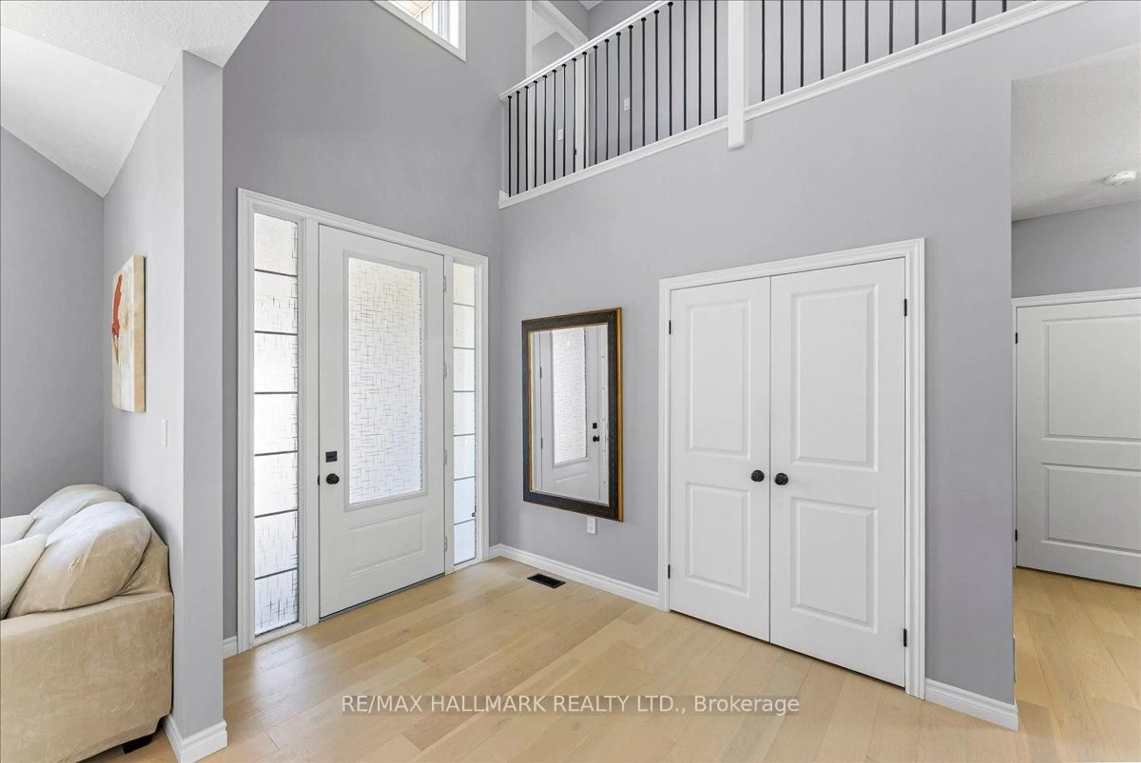 Indoor entryway for 99 Bricker Ave, Centre Wellington Ontario N0B 1S0