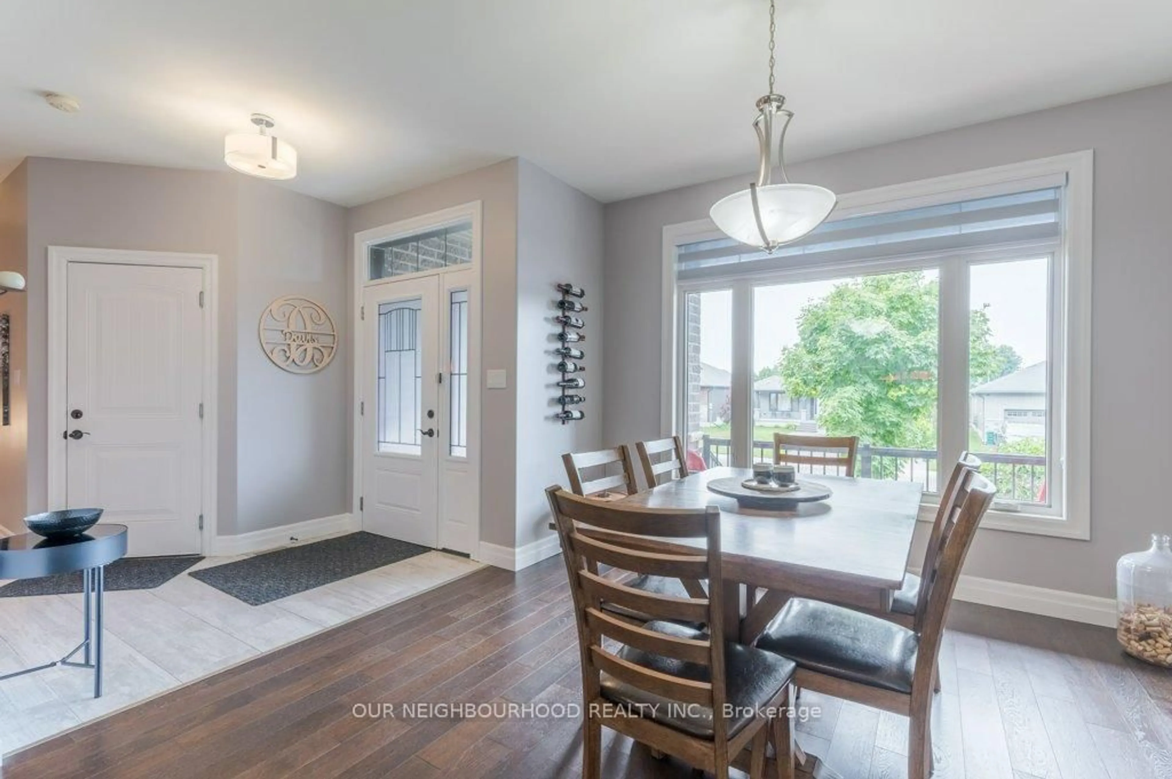 Dining room, unknown for 23 Autumn Grve Cres, Ingleside Ontario K8V 5P4