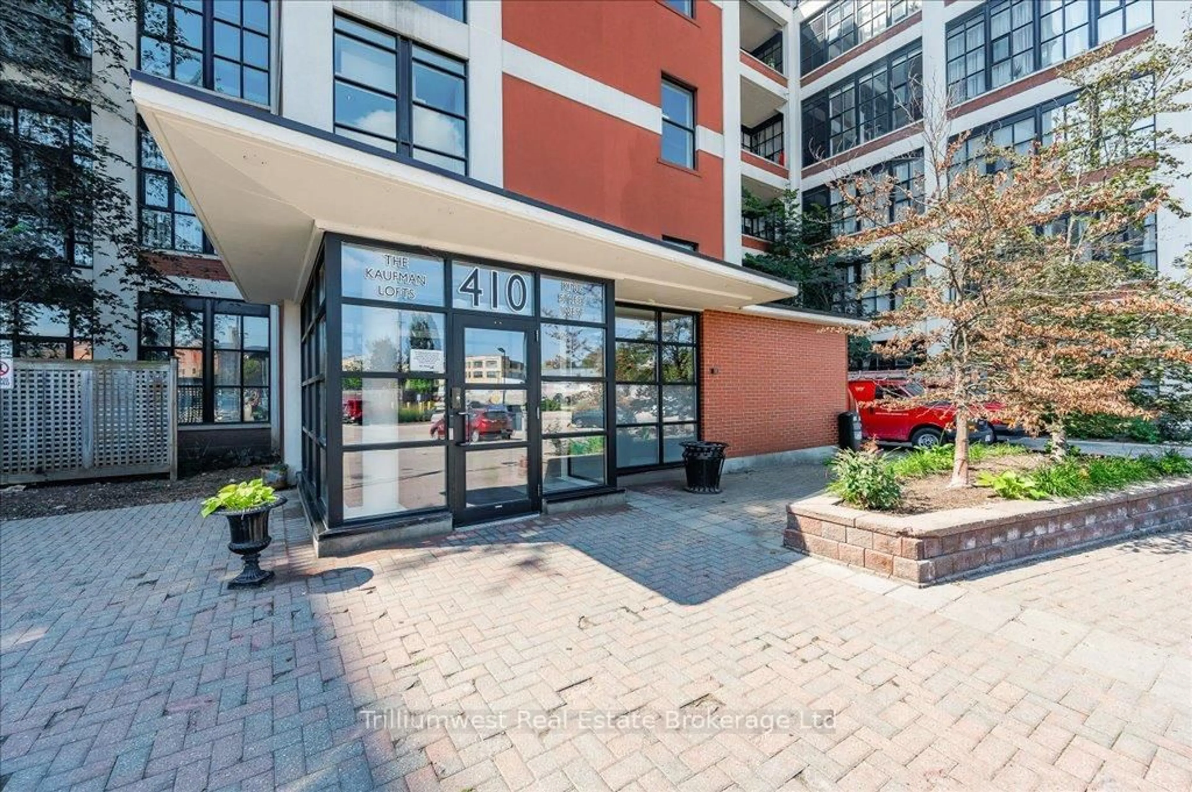 Unknown for 410 King St #222, Kitchener Ontario N2G 1C3