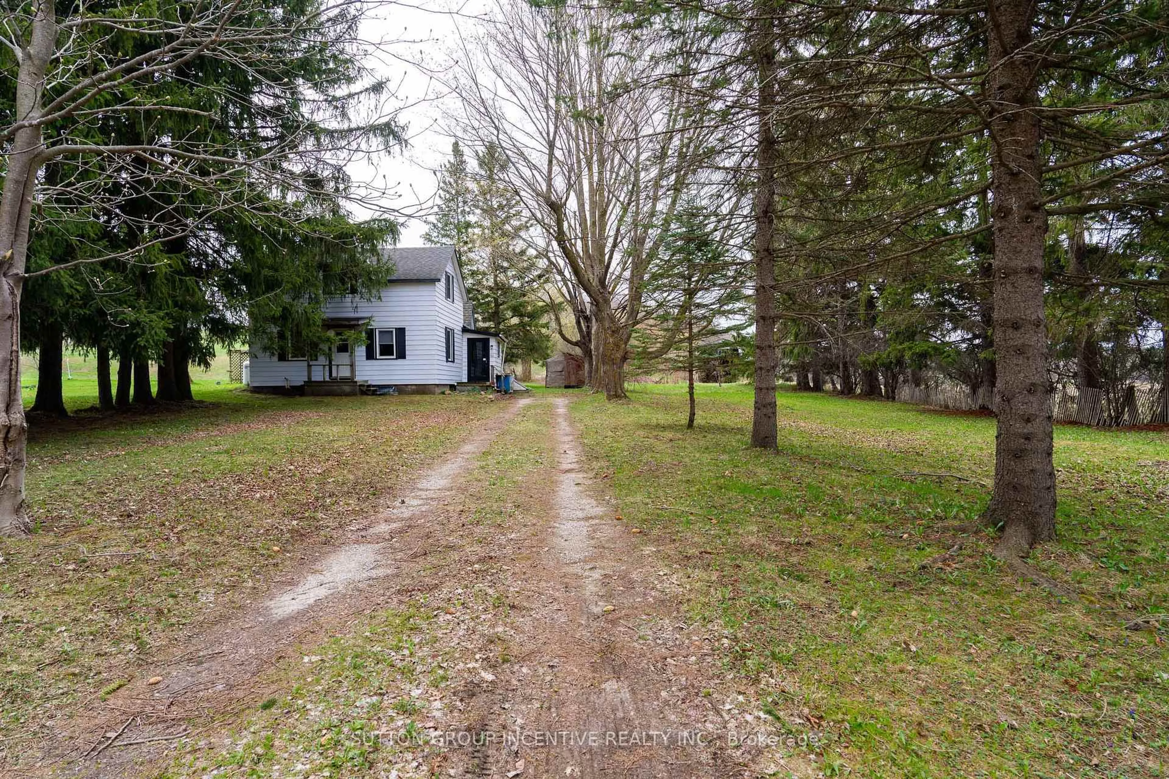 A pic from outside/outdoor area/front of a property/back of a property/a pic from drone, street for 106026 Sideroad 10 N/A, Meaford Ontario N4L 1W6