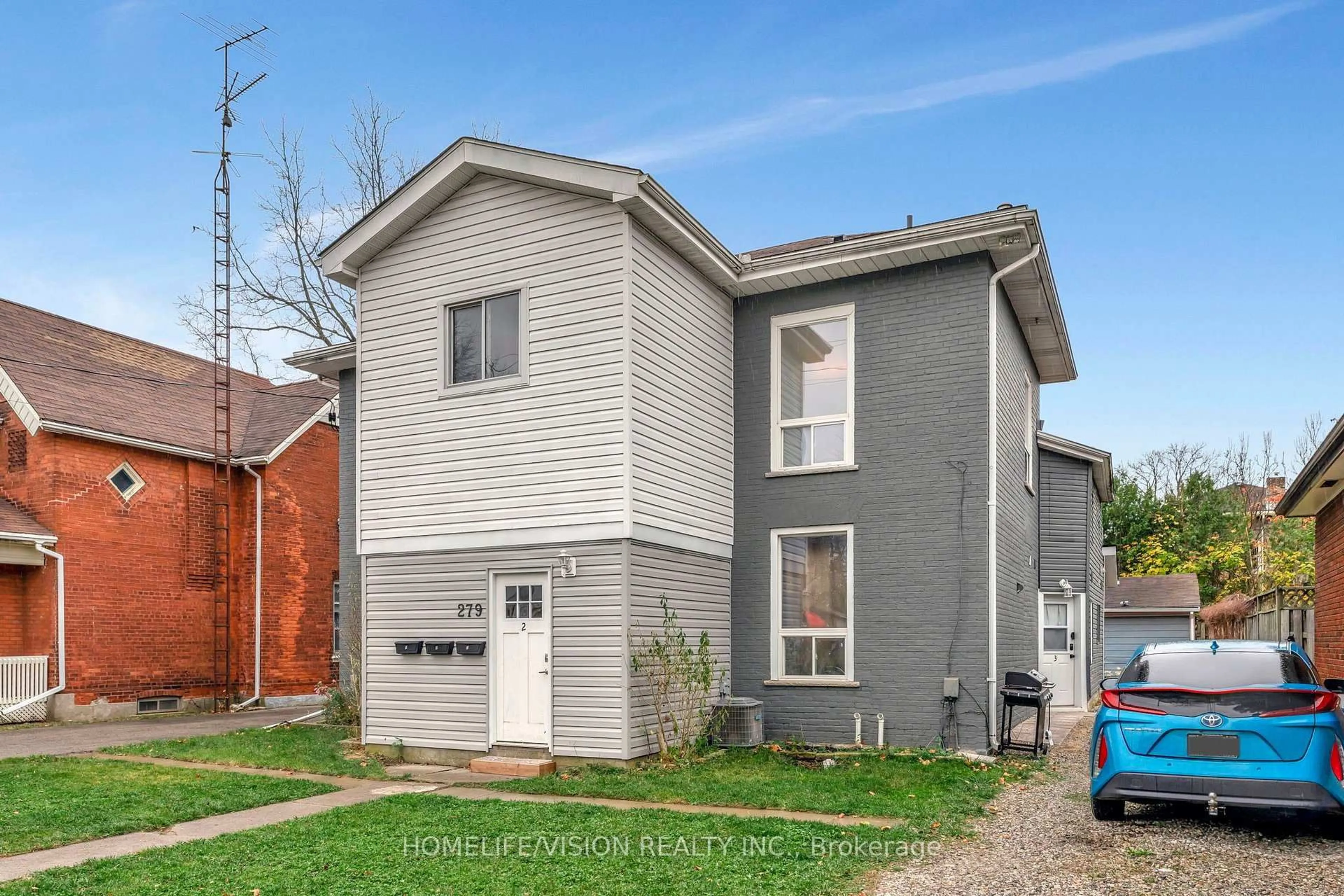 Home with brick exterior material, street for 279 Darling St, Brantford Ontario N3S 3X7