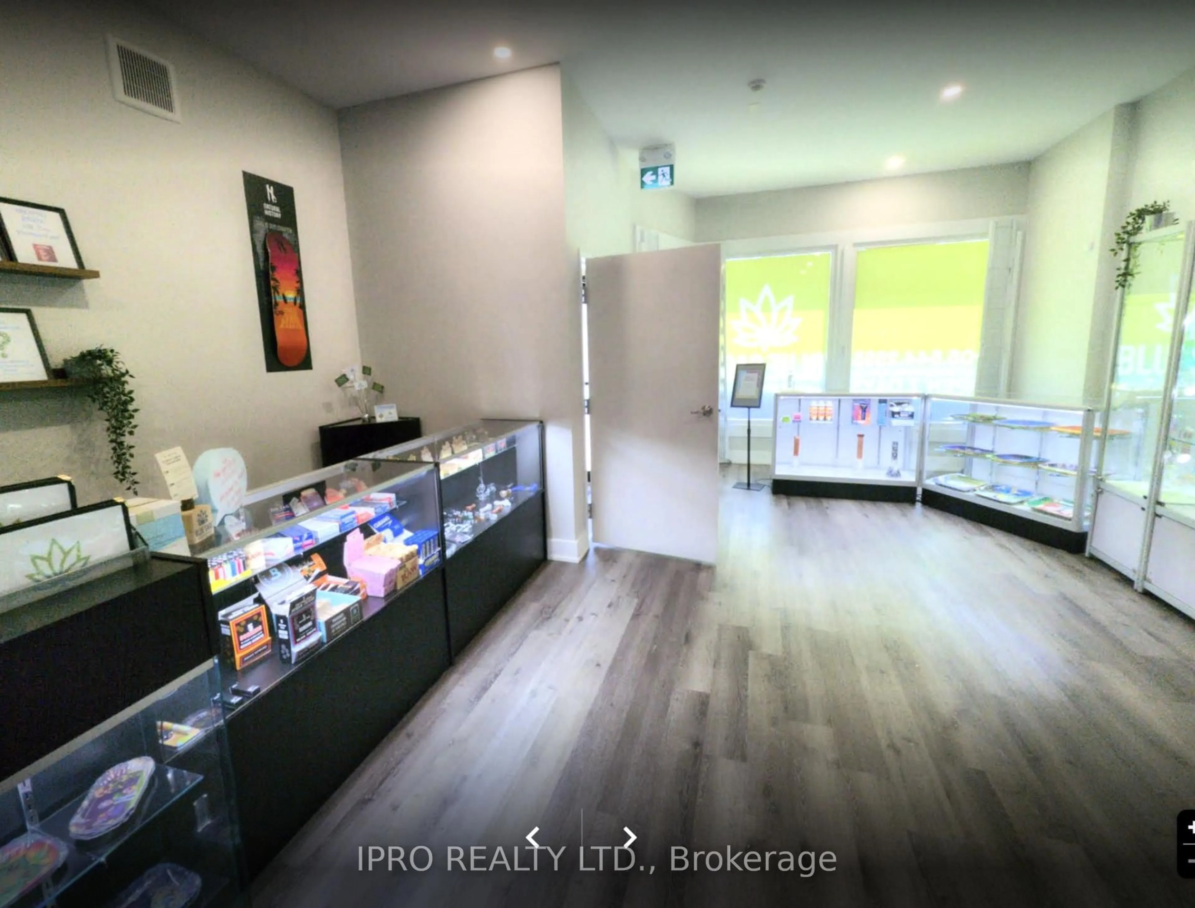 A pic of a room for 835 King St, Hamilton Ontario L8M 1B1
