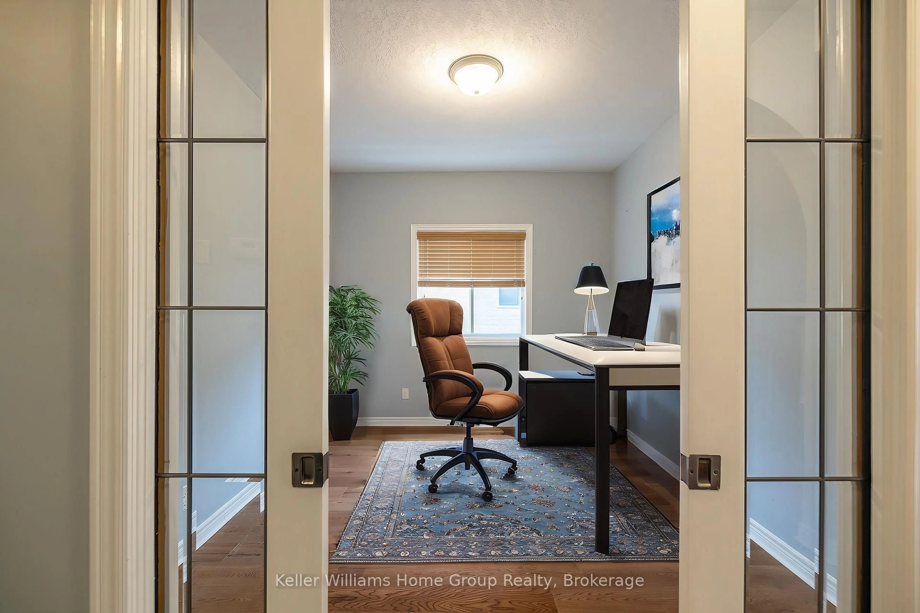 A pic of a room for 4 CLAIRFIELDS Dr, Guelph Ontario N1G 5H5