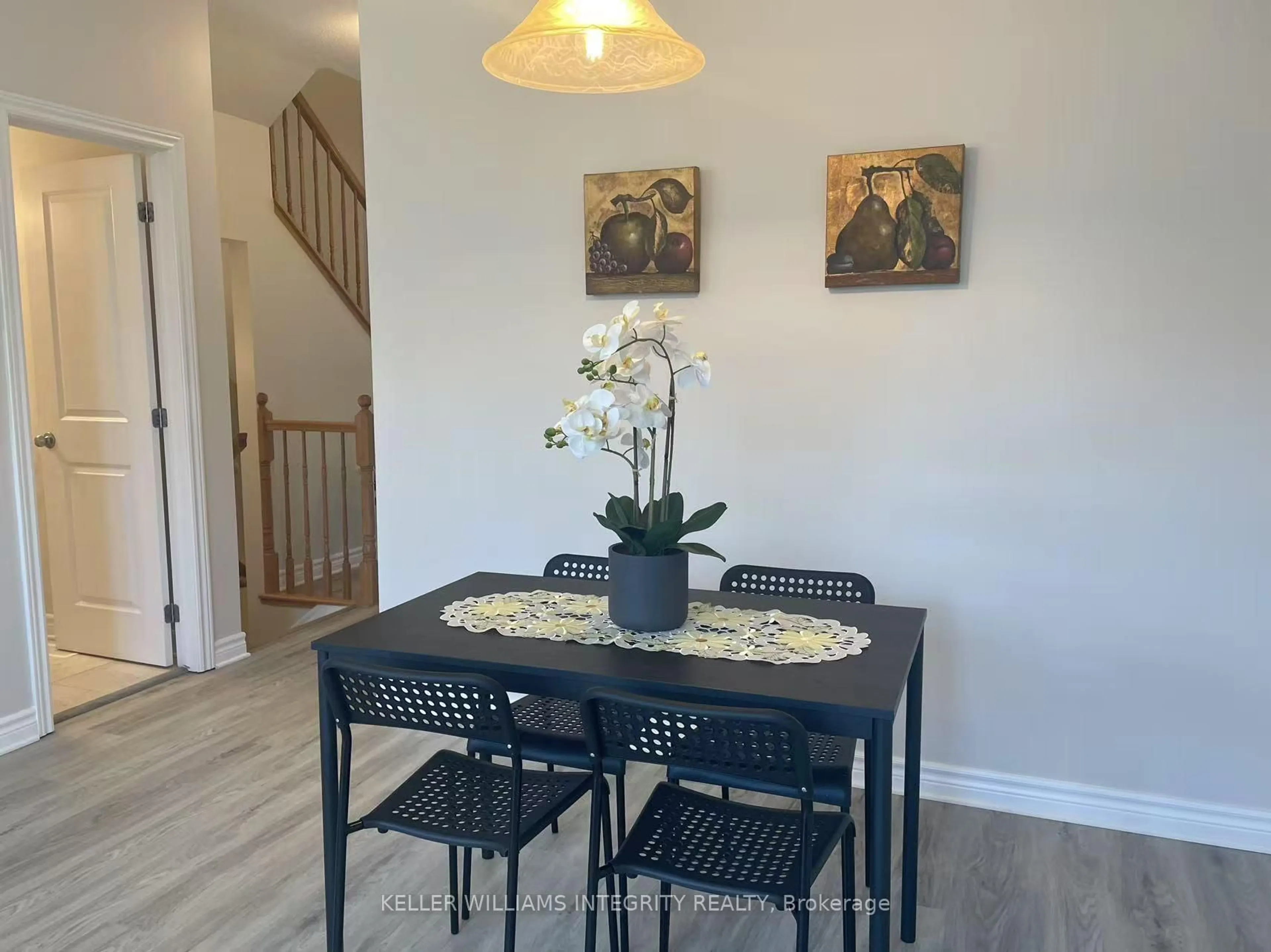 Dining room, wood/laminate floor for 2566 Waterlilly Way, Ottawa Ontario K2J 0K6