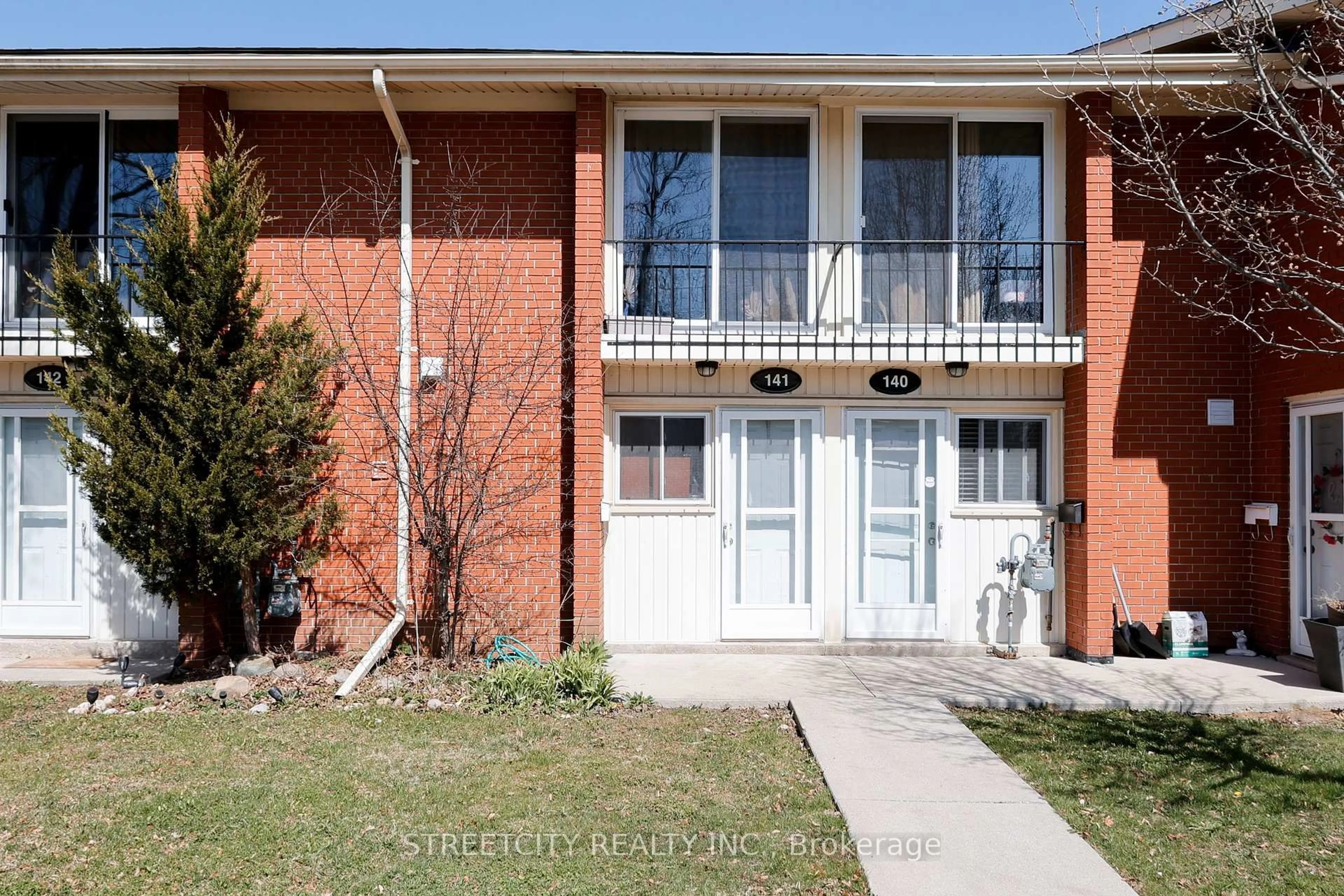 Home with brick exterior material, street for 1090 Kipps Lane #141, London East Ontario N5Y 1V4