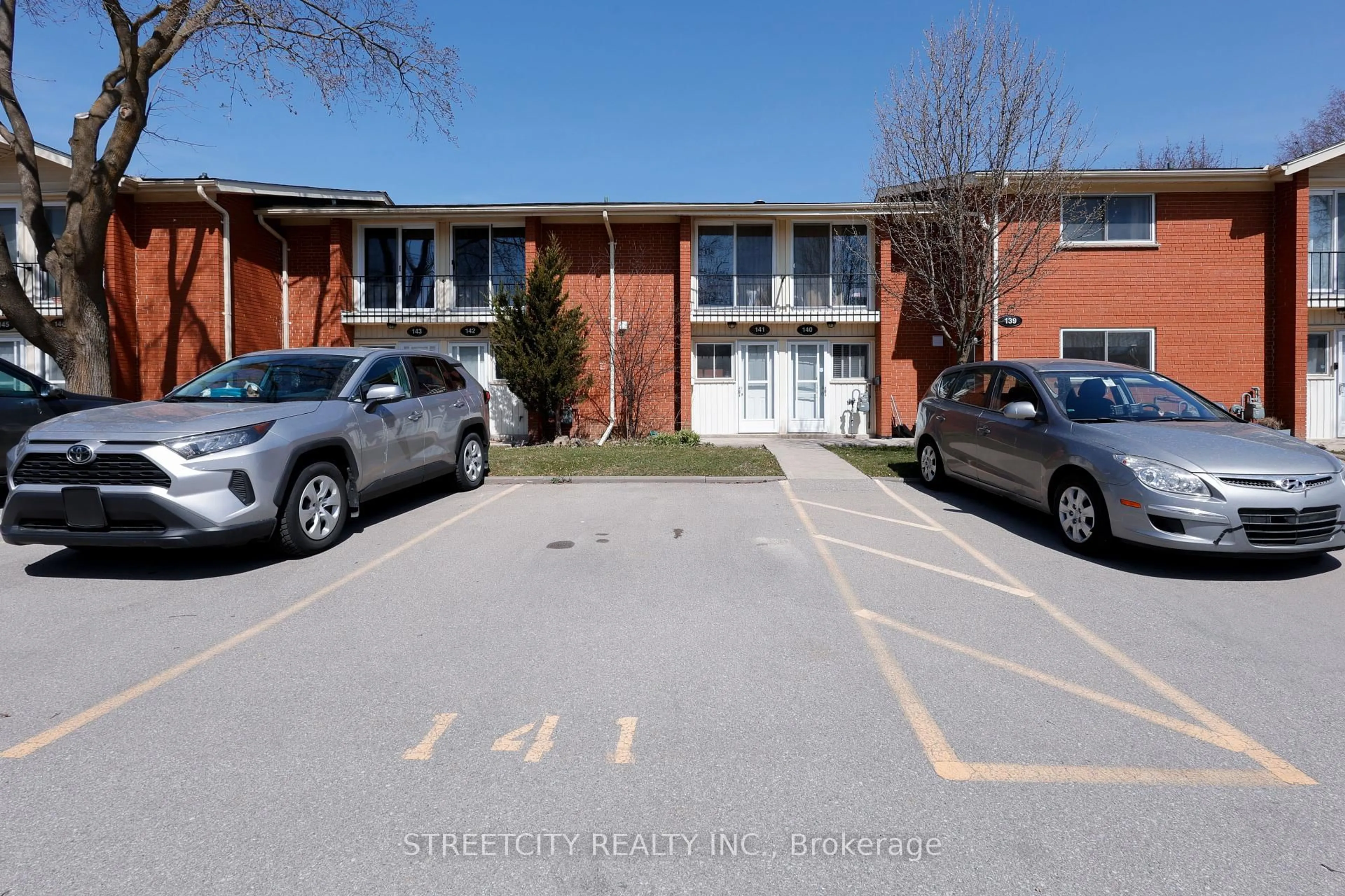Unknown for 1090 Kipps Lane #141, London East Ontario N5Y 1V4