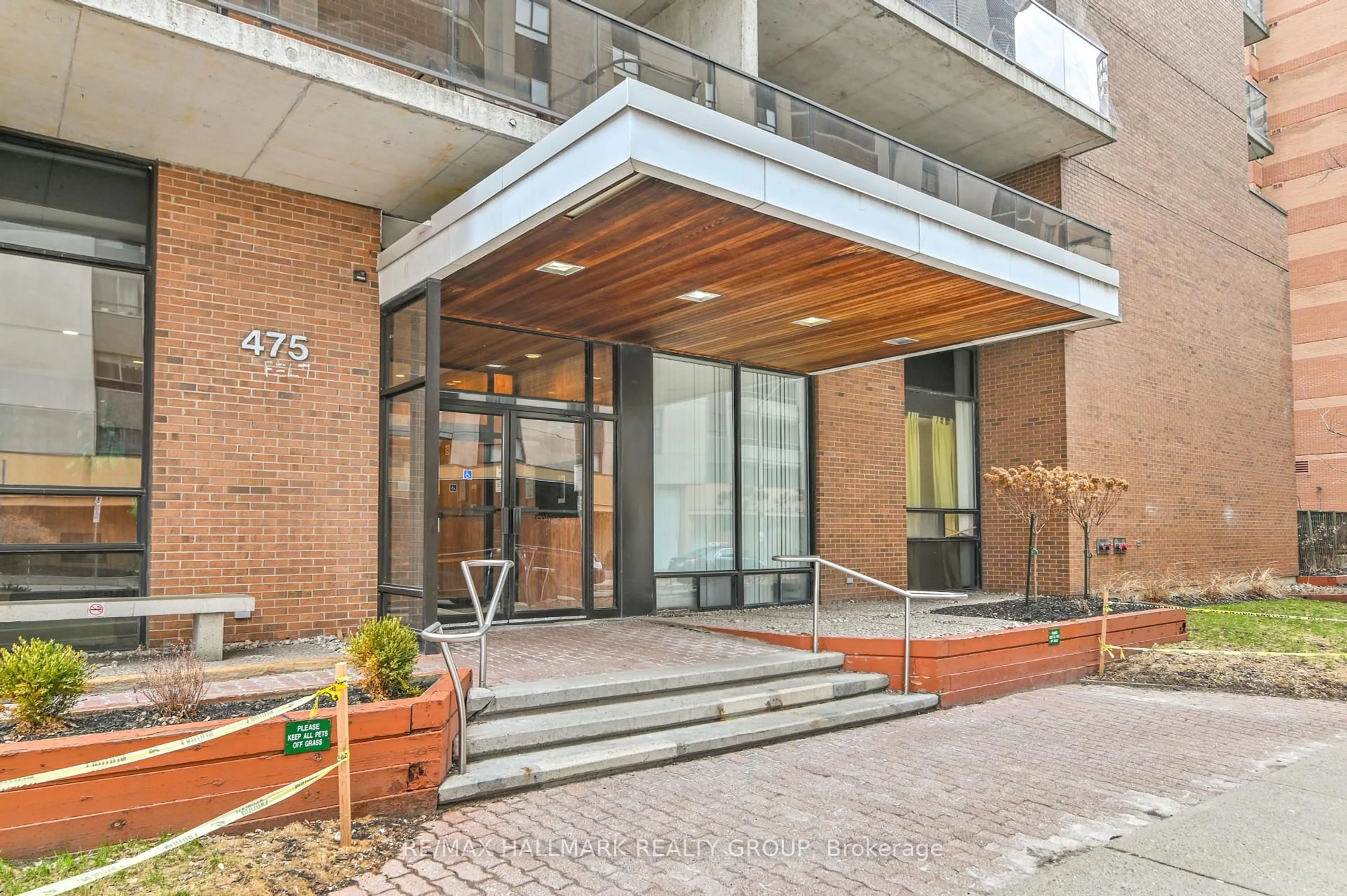 Unknown for 475 Laurier Ave #1408, Ottawa Ontario K1R 7X1