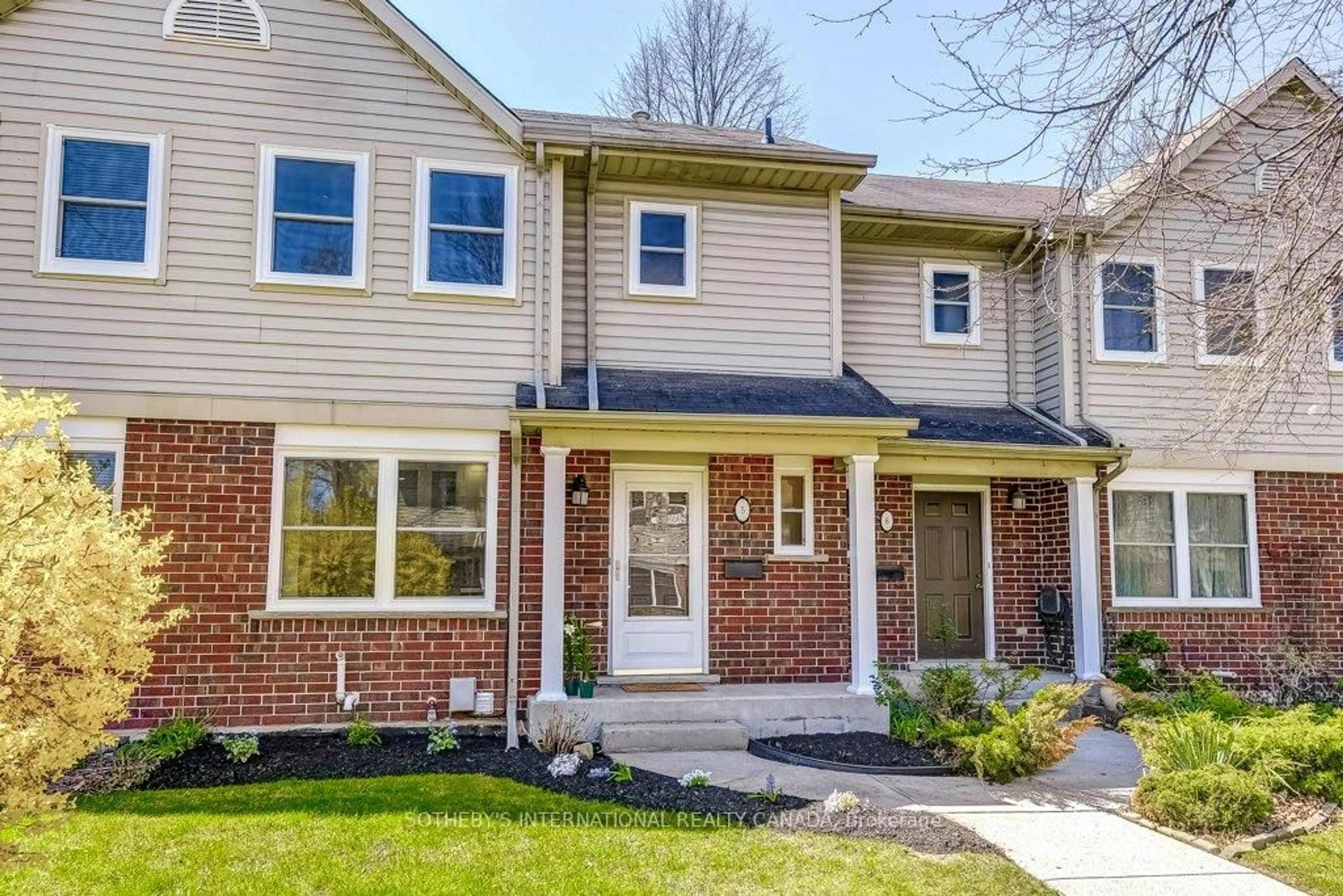 Home with brick exterior material, street for 55 Kerman Ave #5, Grimsby Ontario L3M 5G2