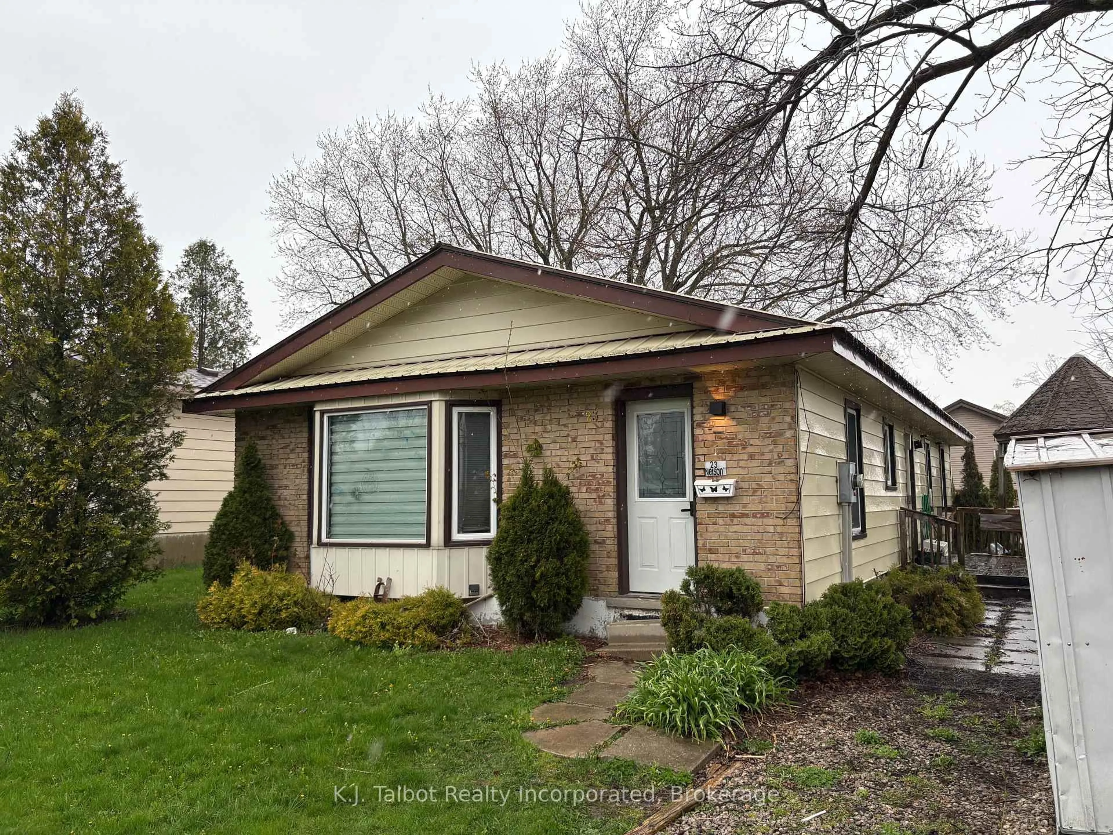 Unknown for 23 Cobourg St, West Perth Ontario N0K 1N0